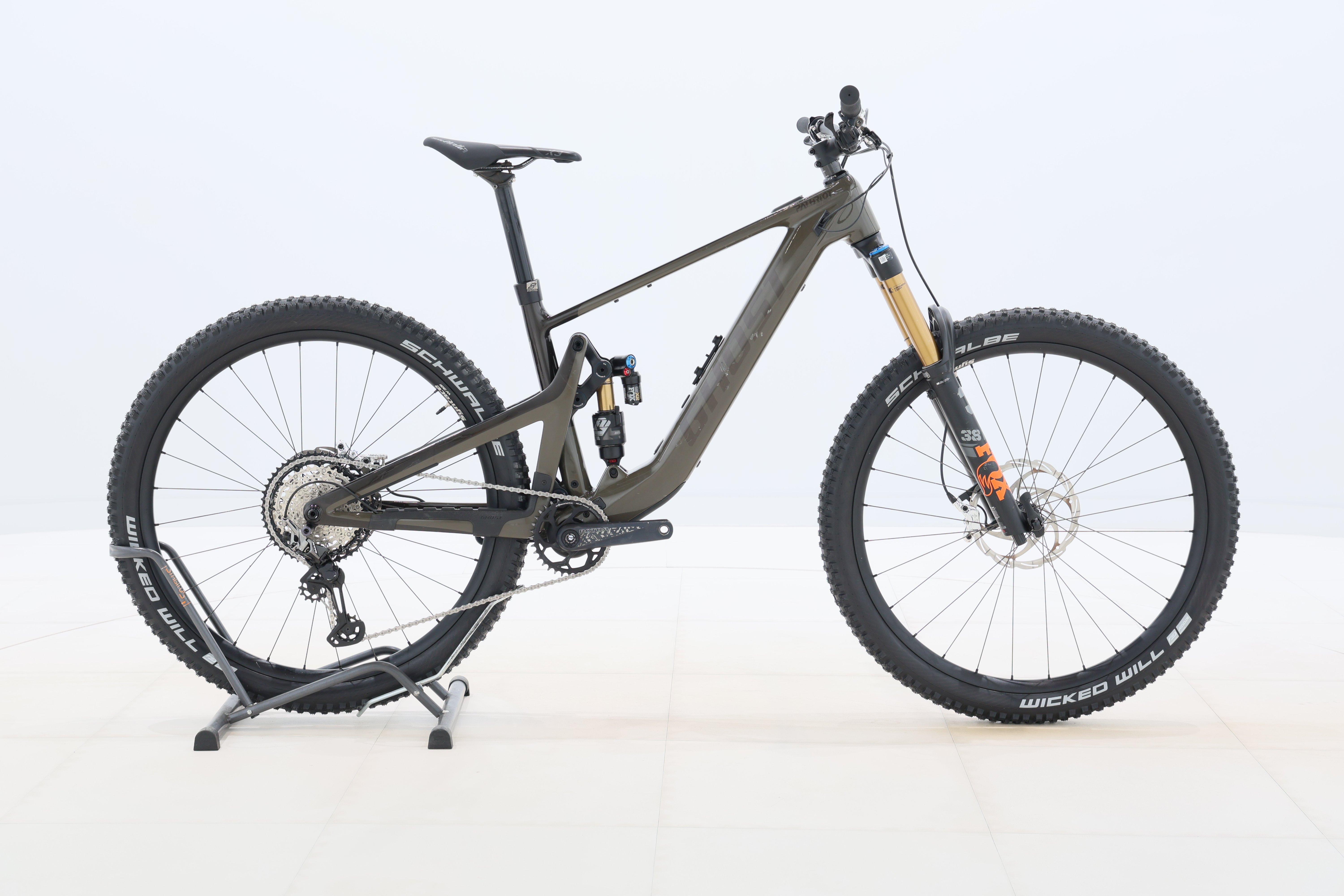 d05fd6e8-234a-4334-bb2c-86695270e0c4