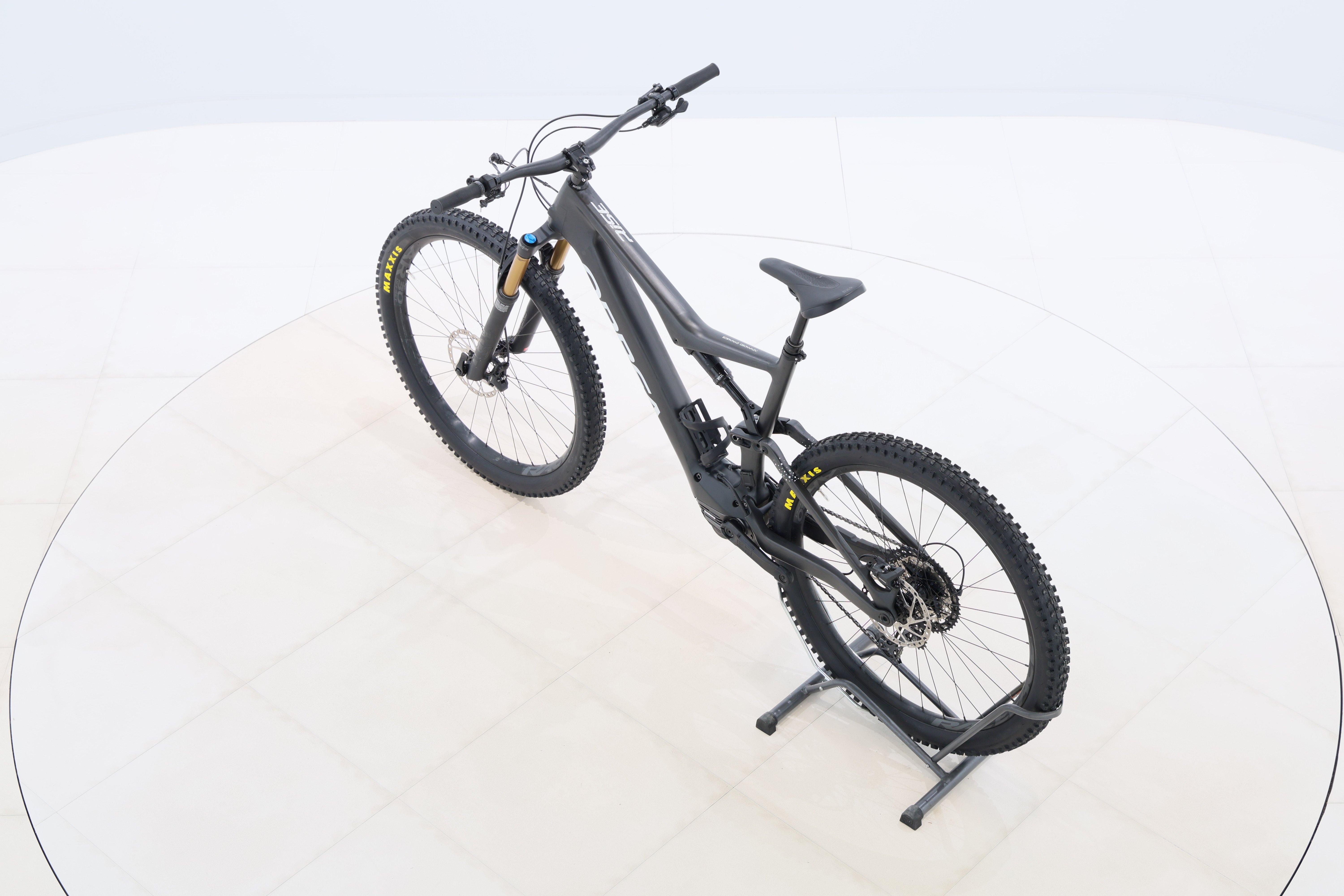 eab762ba-ebe0-484a-8c47-f775c89391b0