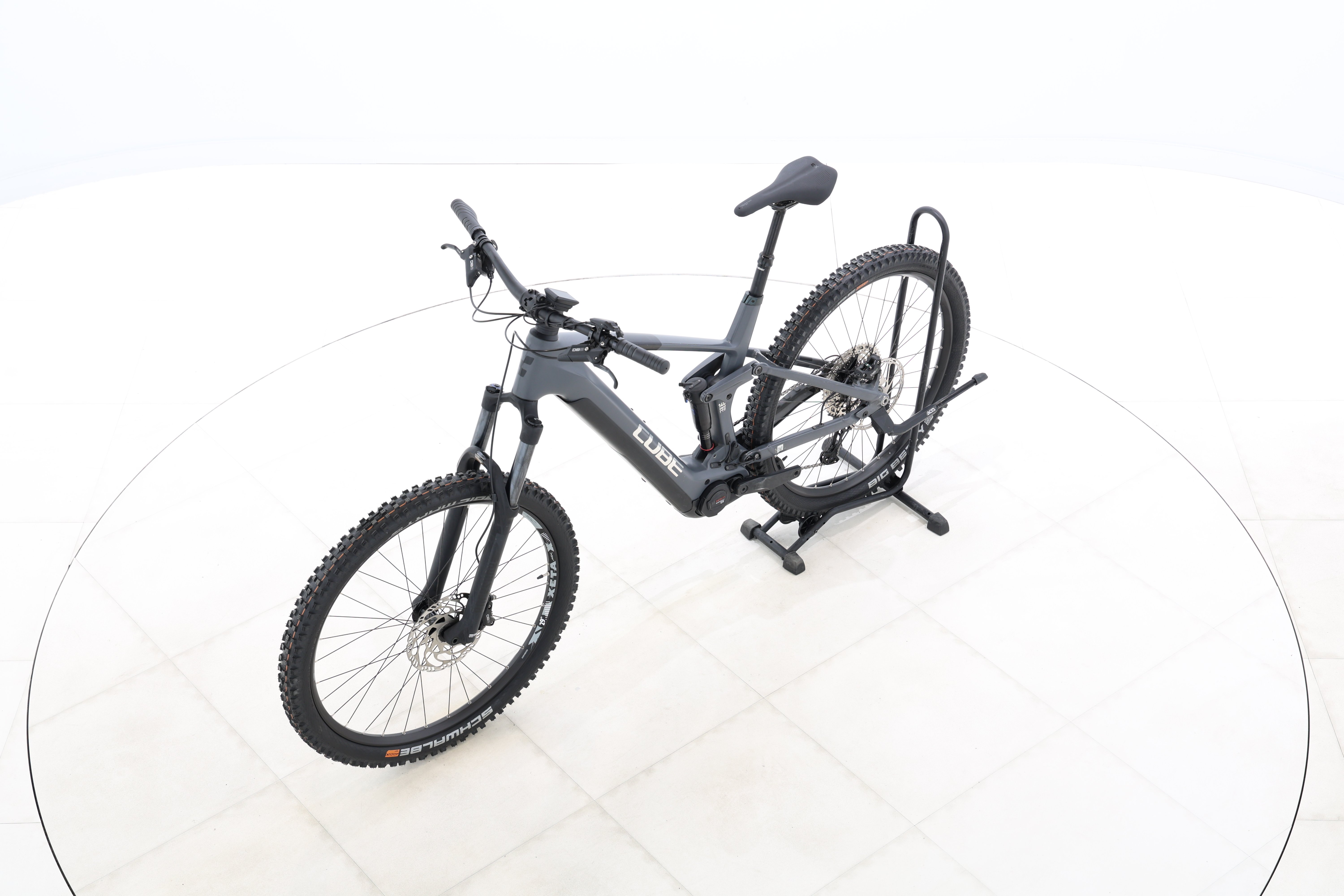 d75ec9e6-b37c-46b5-9e74-733dd36ebf8d