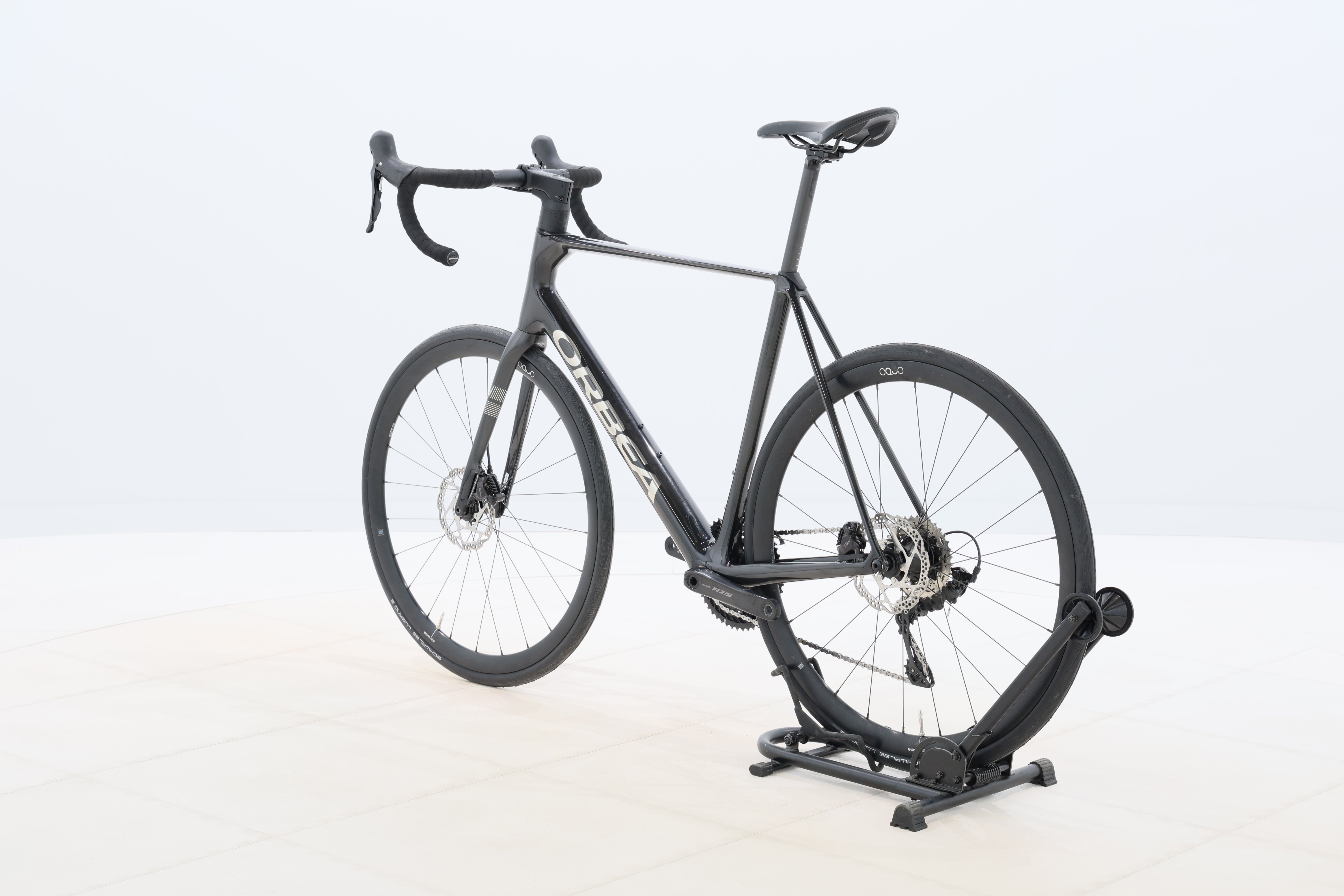 ef637dc4-2244-4e74-b187-9921a1869ea5