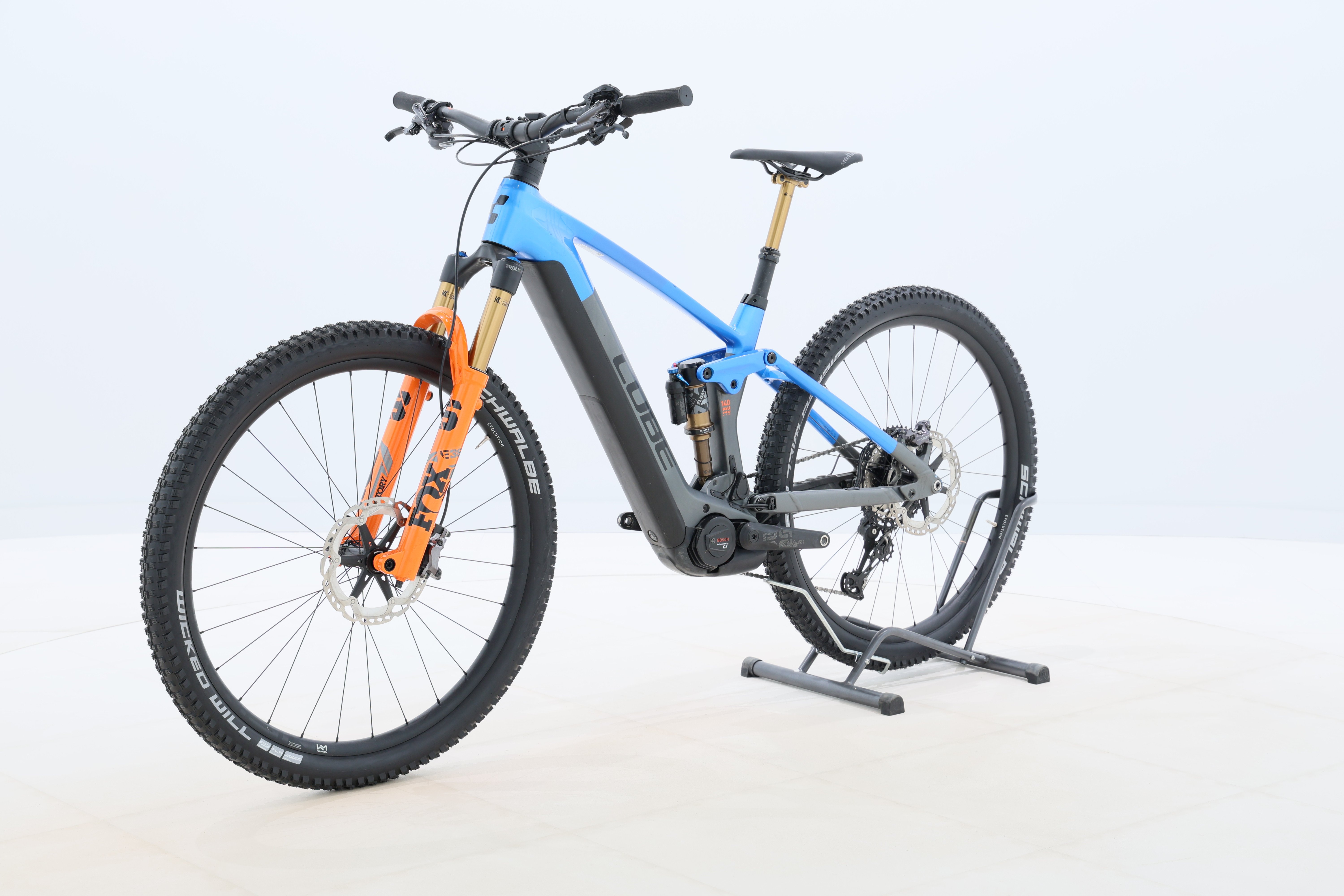 0b64741b-67da-4e3b-bfc0-b1fbe572d8f1