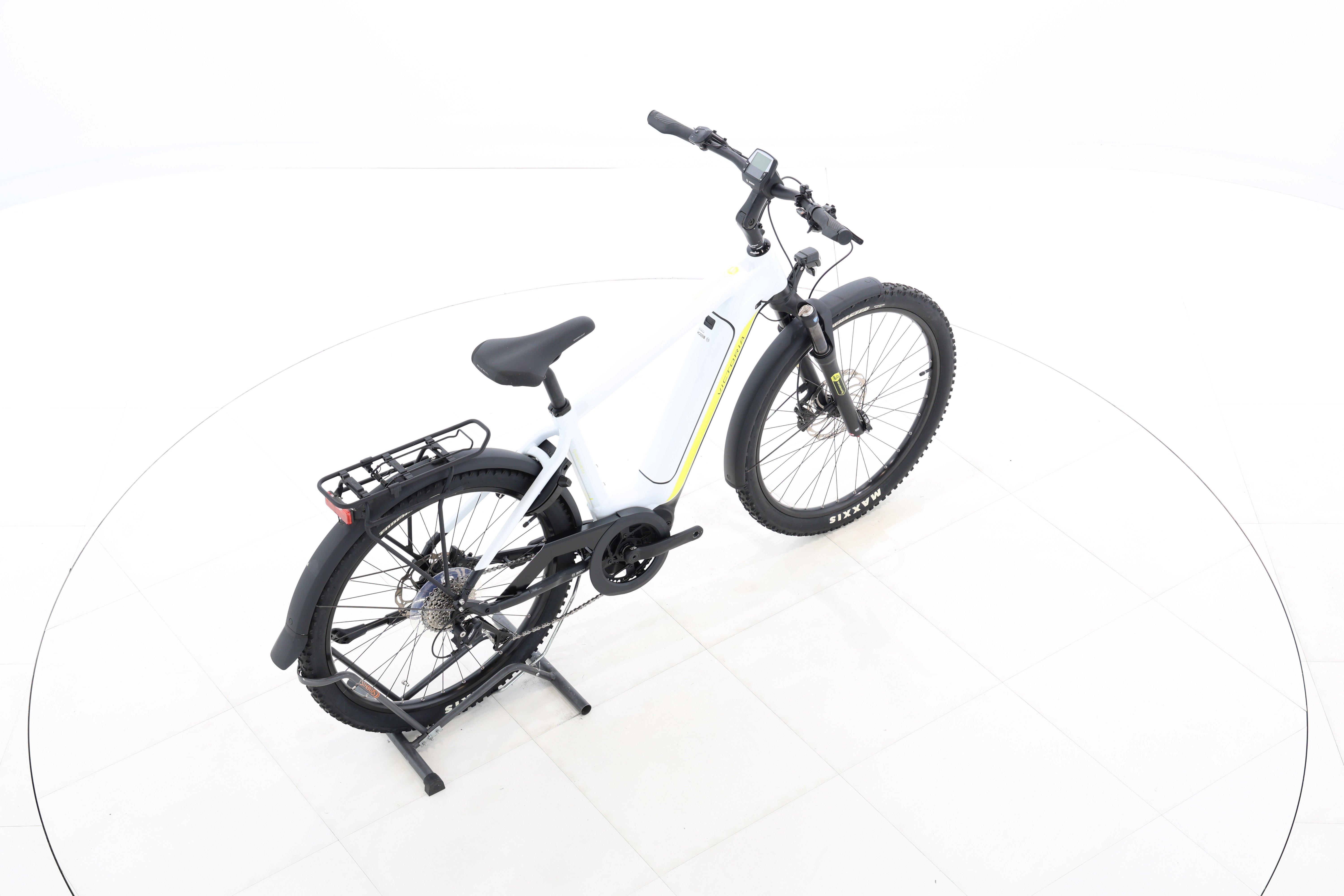 96c1e950-c1f6-4a3d-adad-850c58c3384f