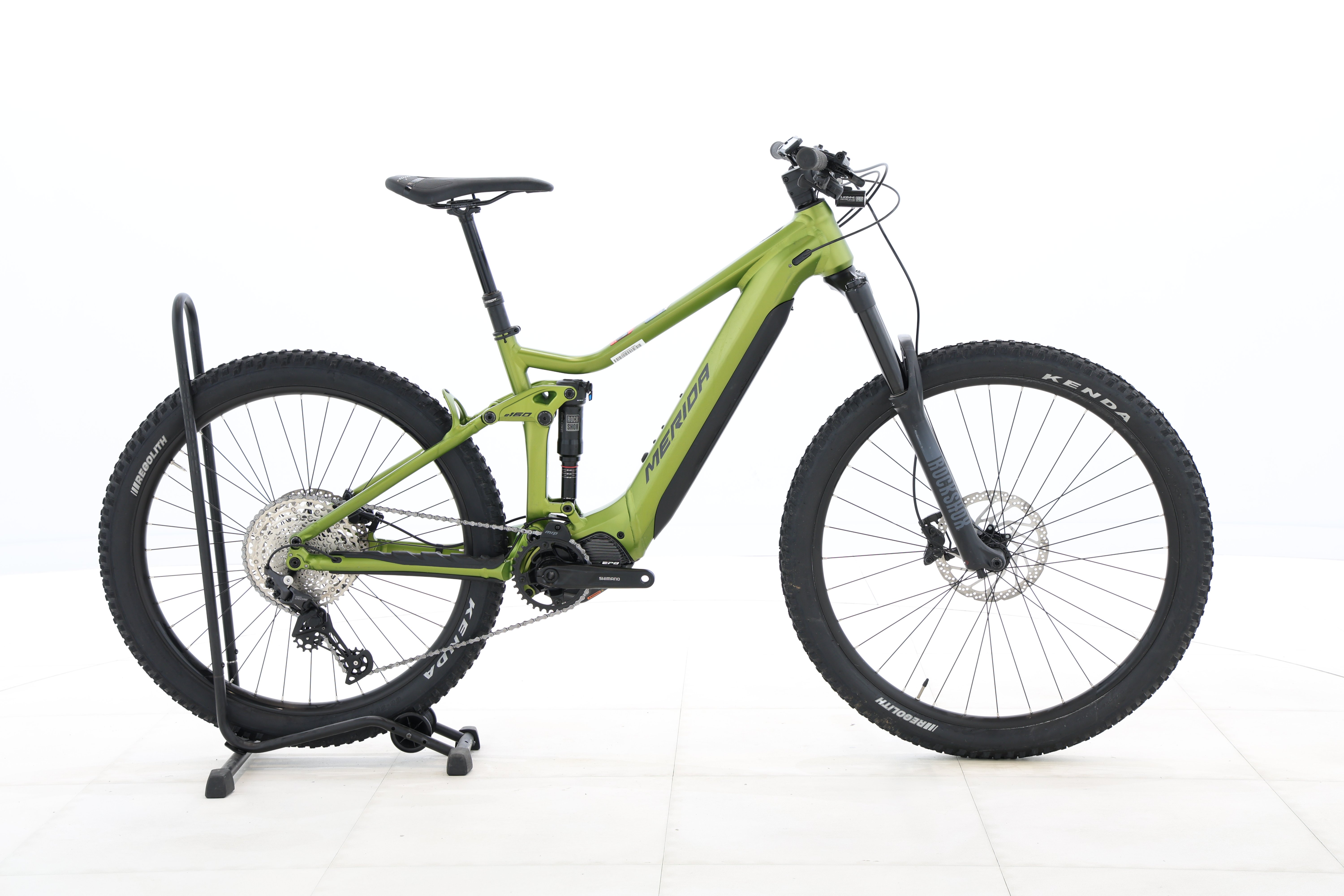 de5e0b01-5e65-44f6-9d84-f499771a9efa