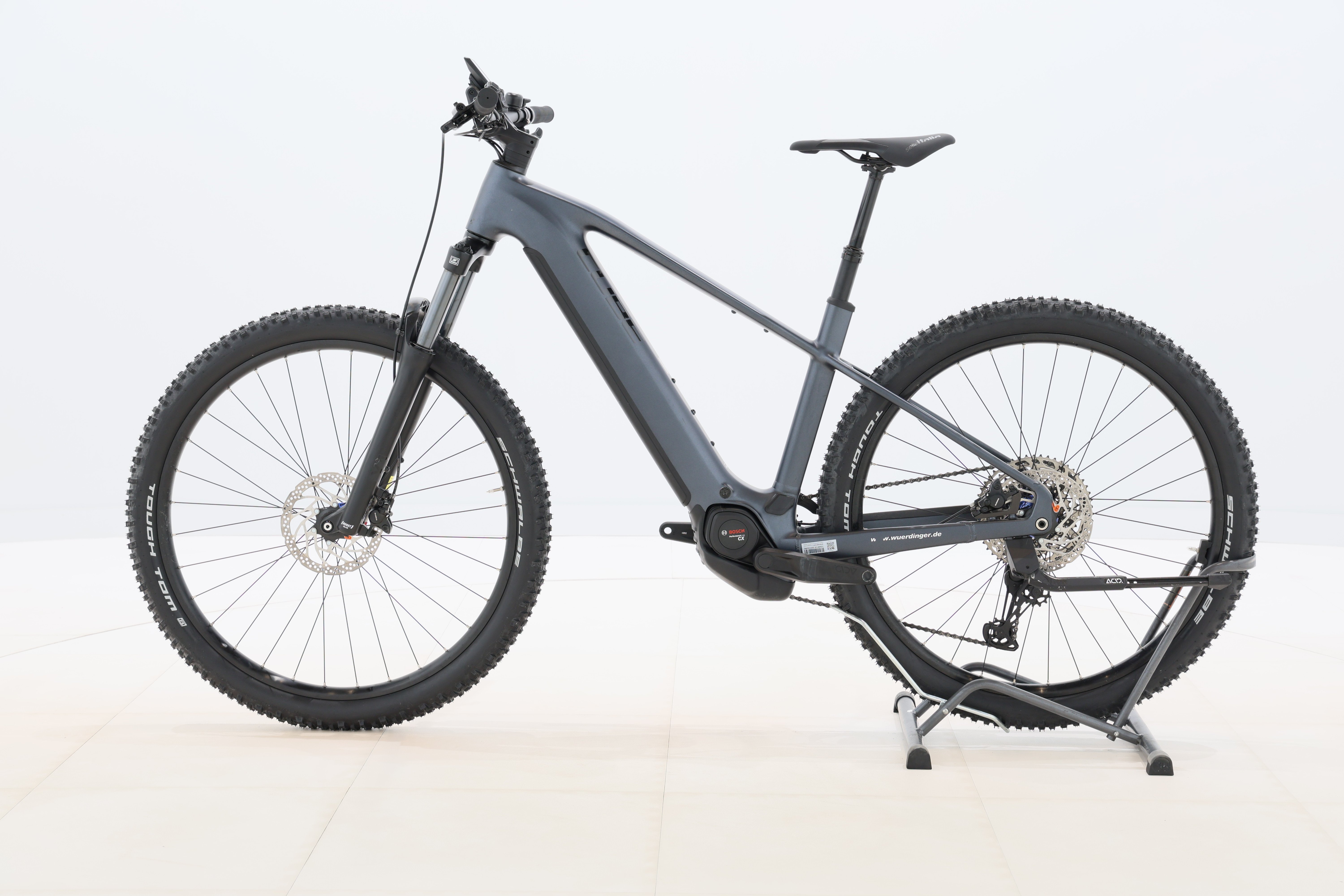 fd0e2393-52a6-4c0d-b2a3-15cf2c345803