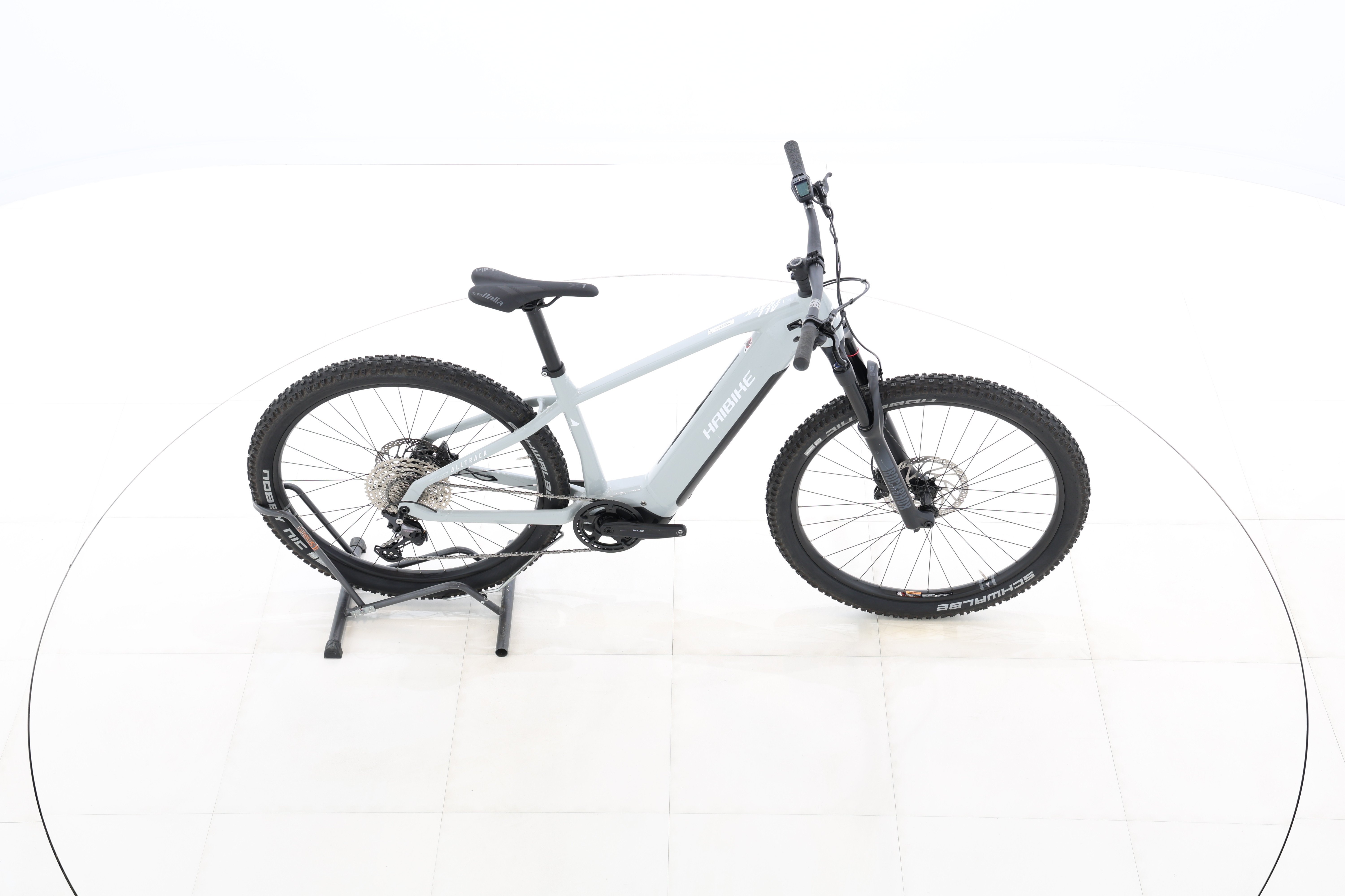 f2b4a30a-1b9b-46d2-8e96-7bdeef5e2740