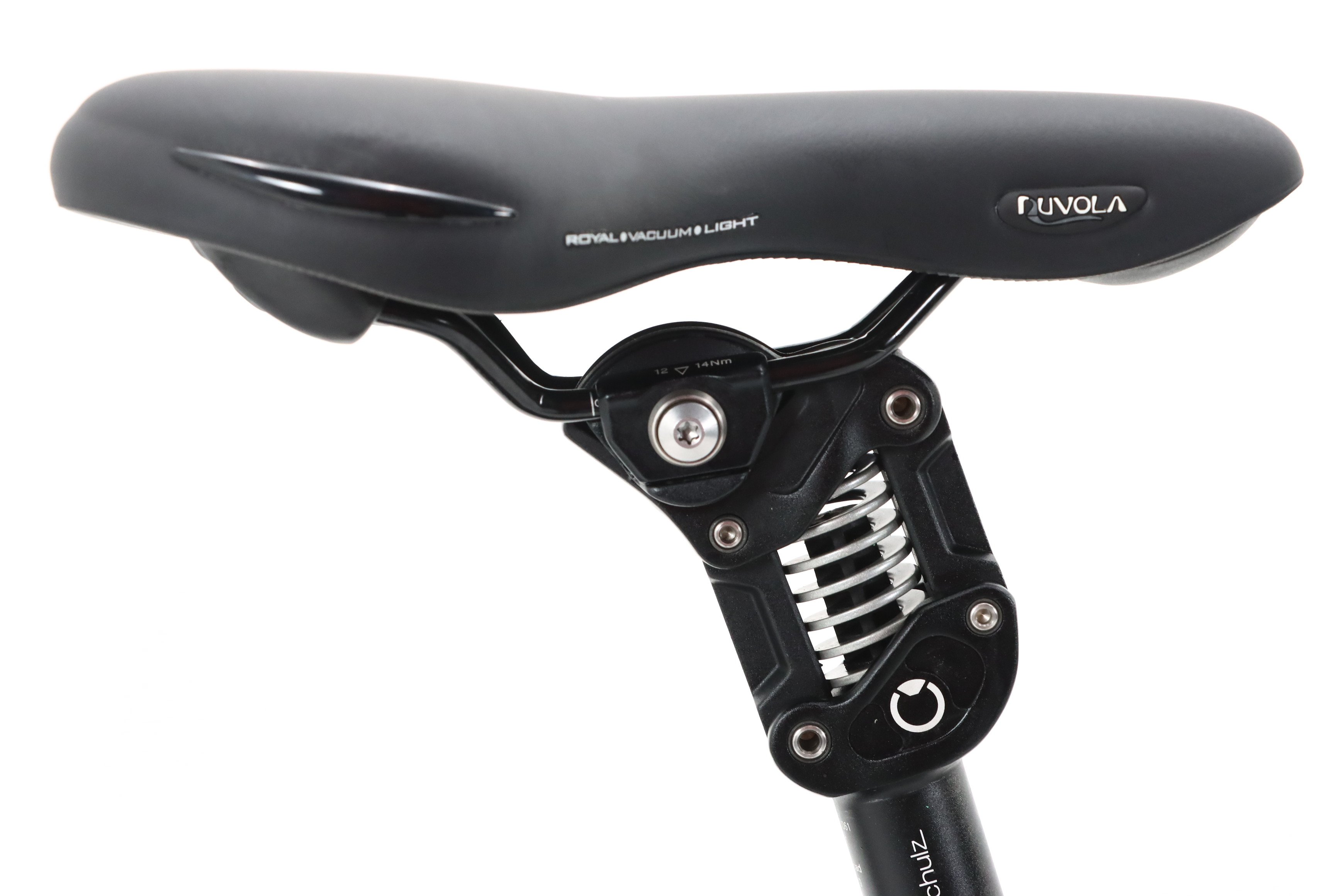 9d37c32b-938a-4164-94e9-b41358589677