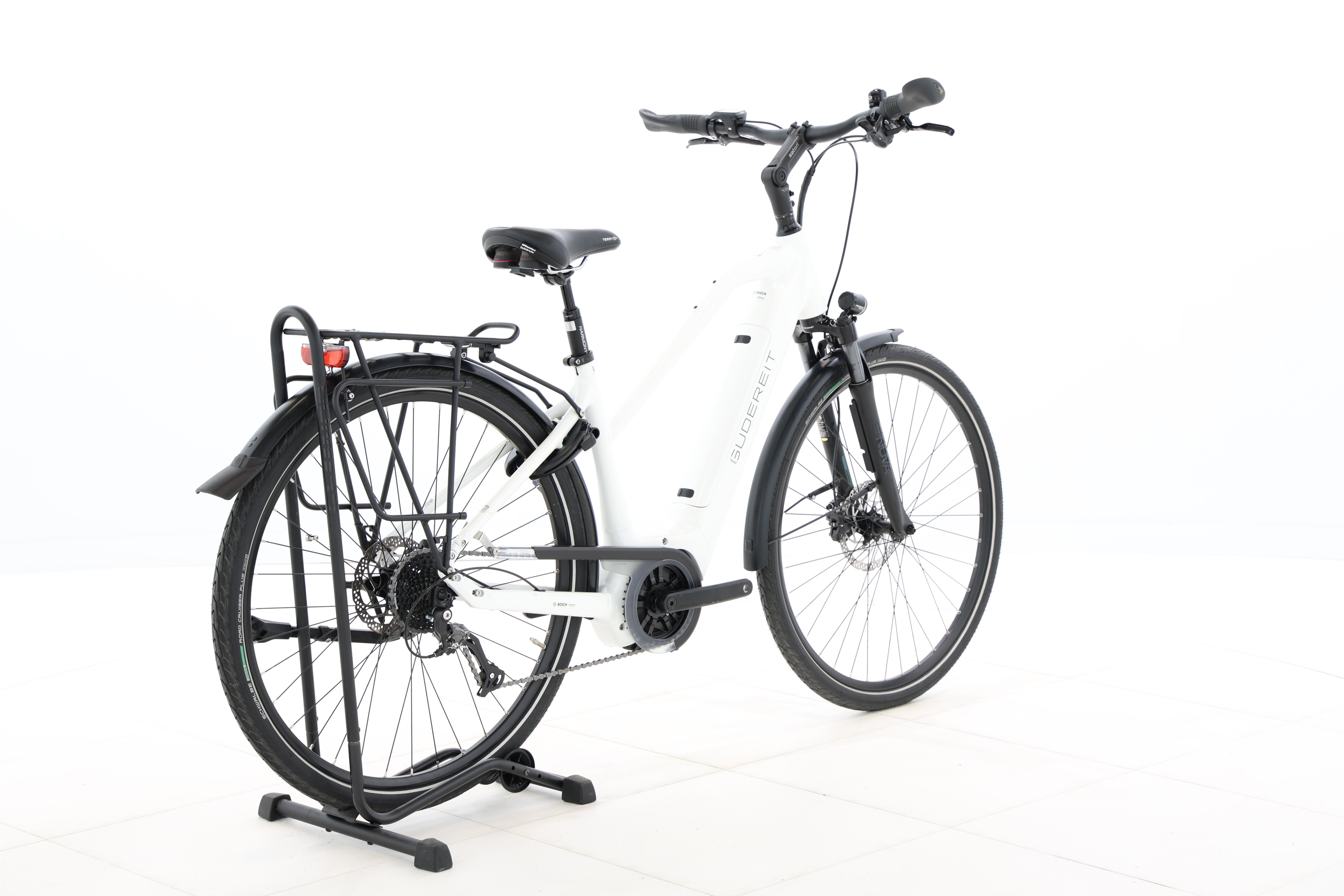 f02d9943-372e-4dcc-baf6-b7896cc6e686