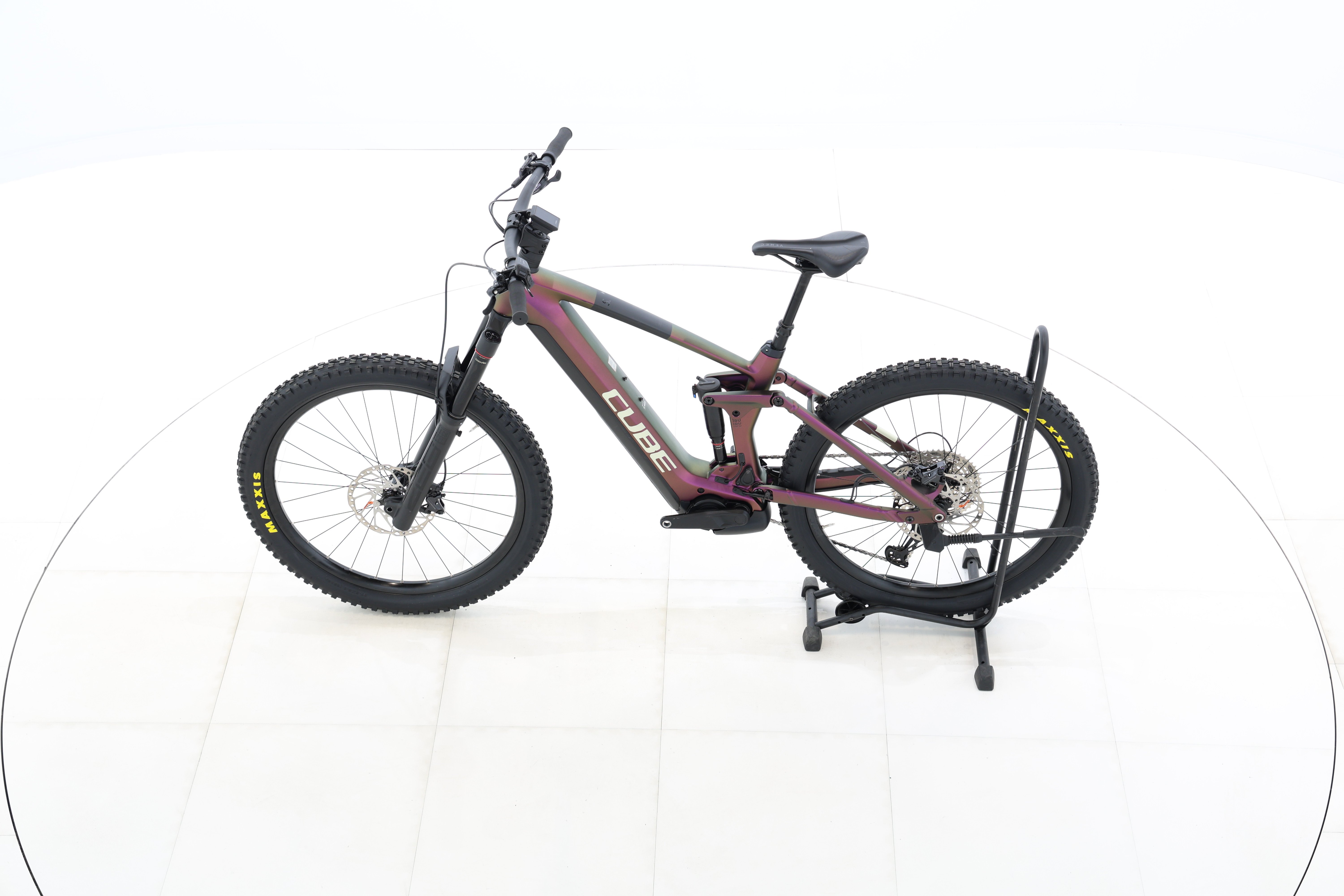 e50c3ac4-d6f7-43b5-ba4b-40df71c7685b