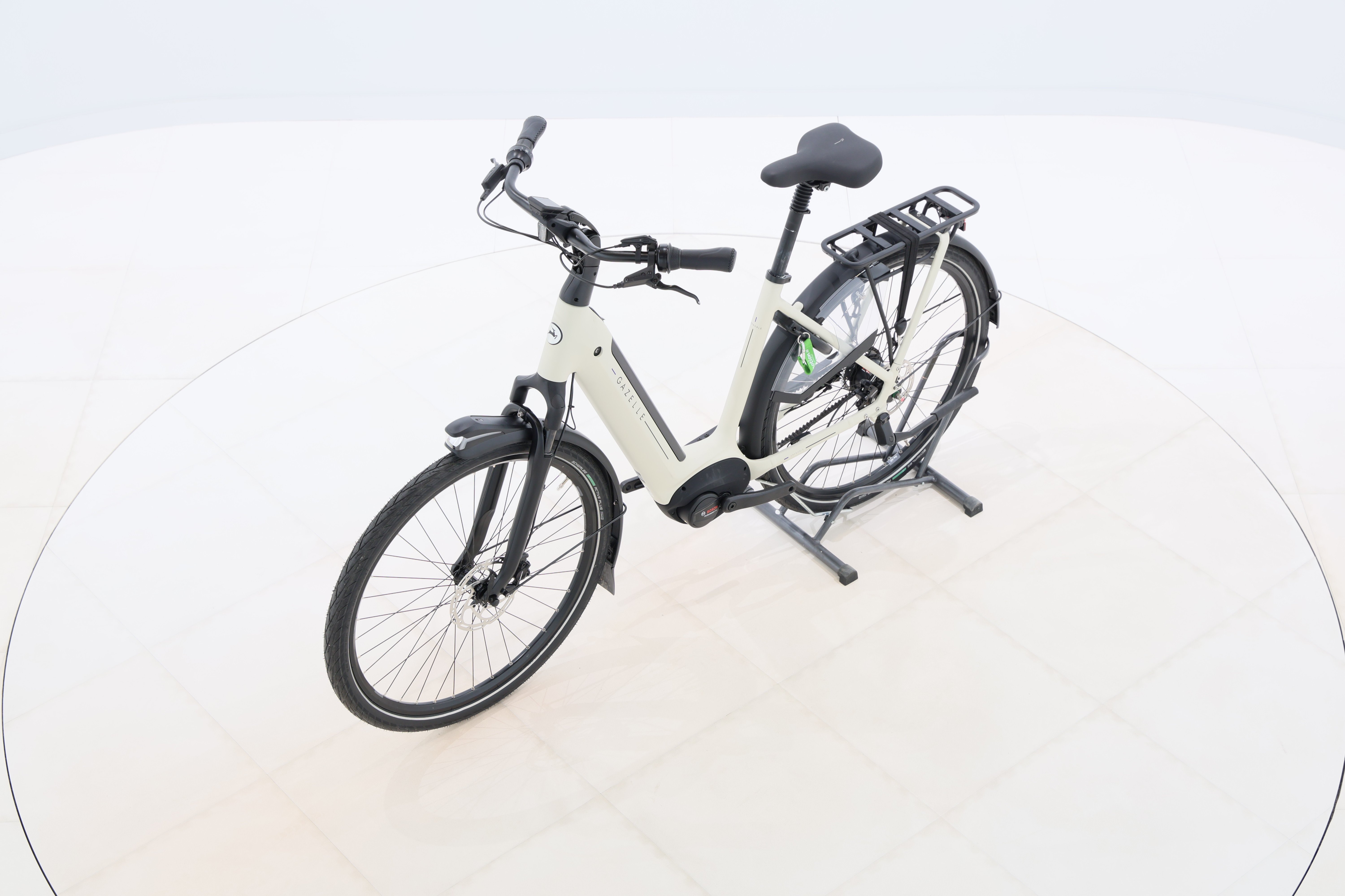 fd806353-e685-4aa1-bb16-06012051c04e