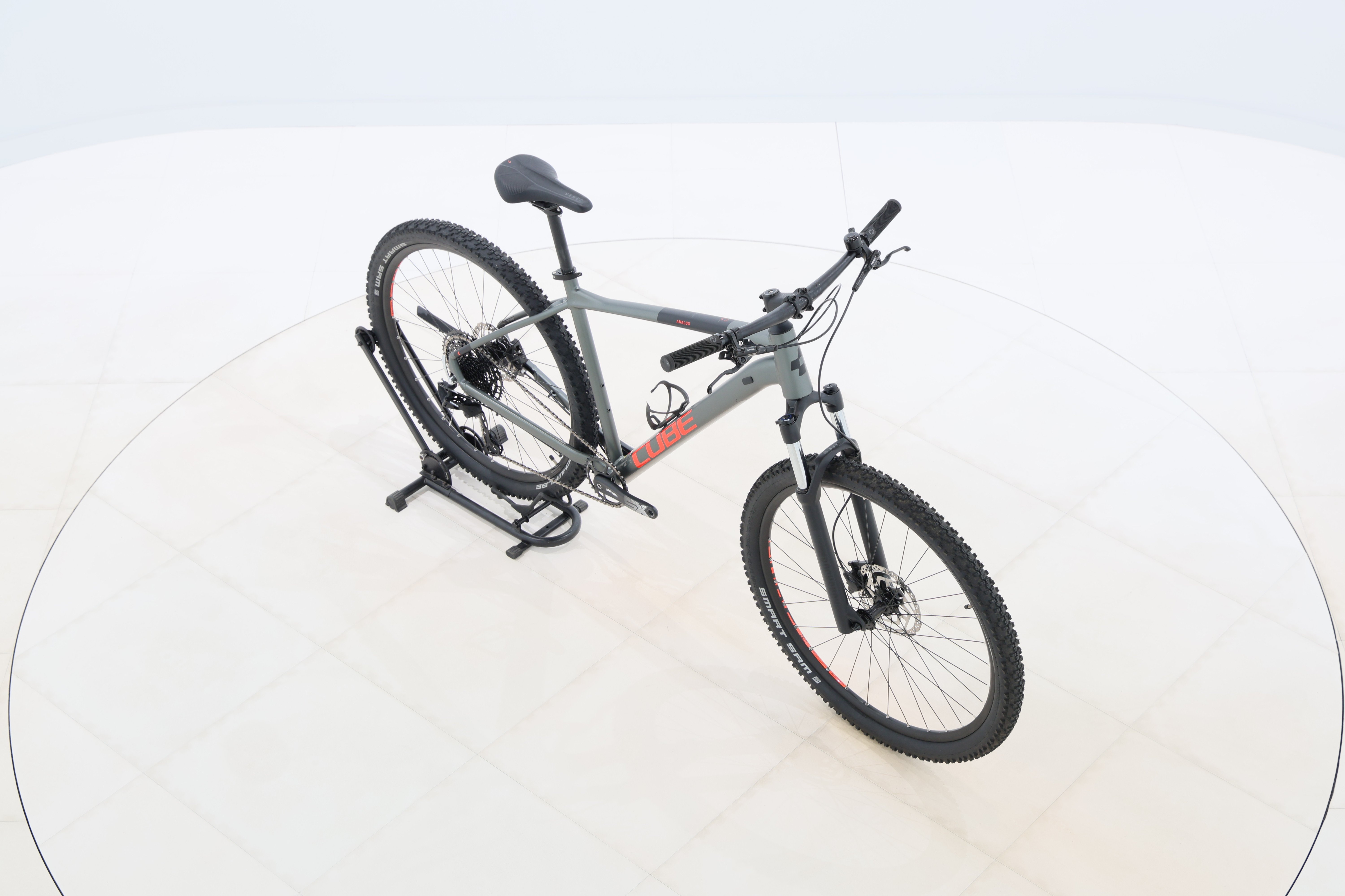 db69de0b-fc9e-4e89-8c97-4521388b46f8