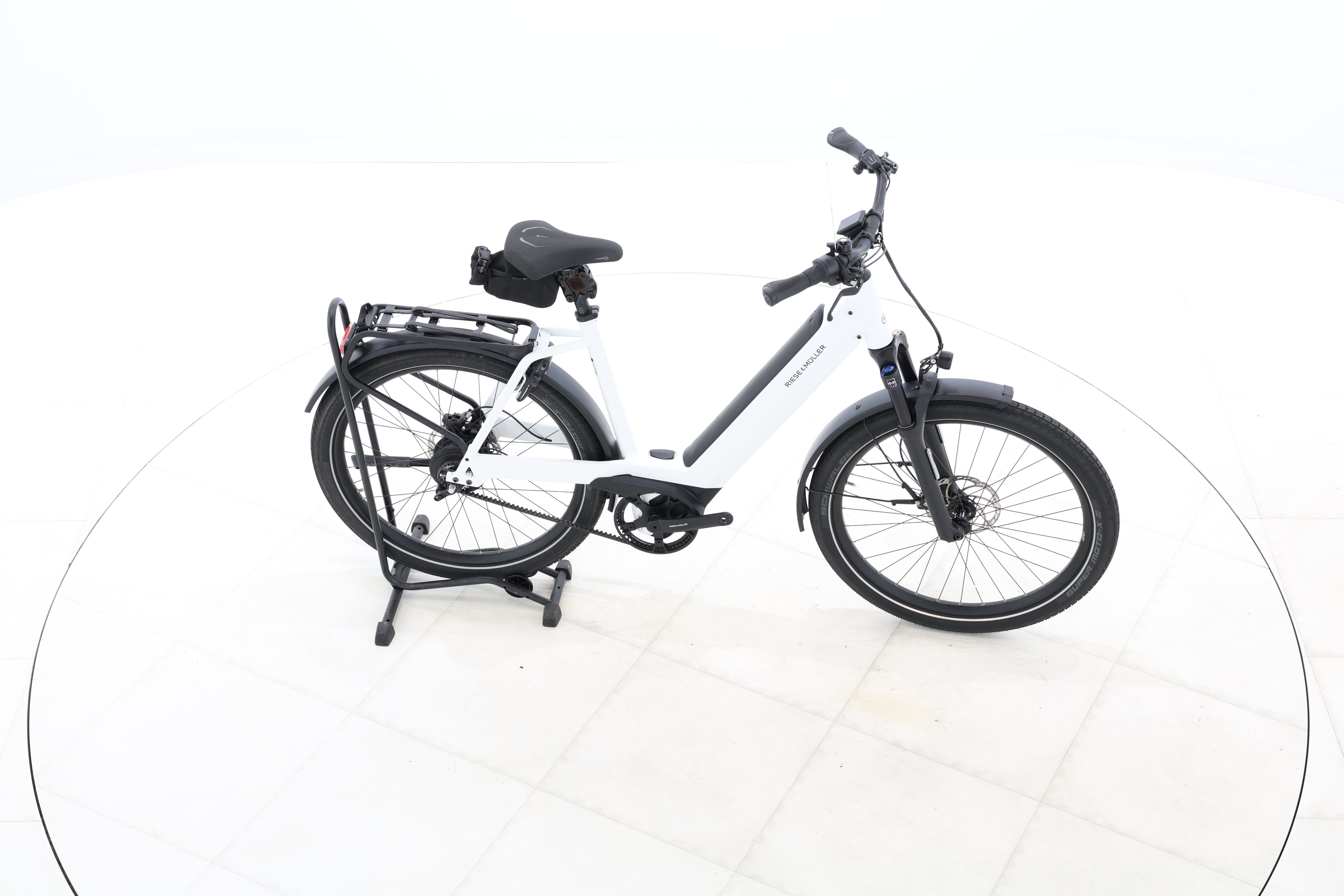 8a7c78ea-3b52-4321-84a5-d46e547f17cb