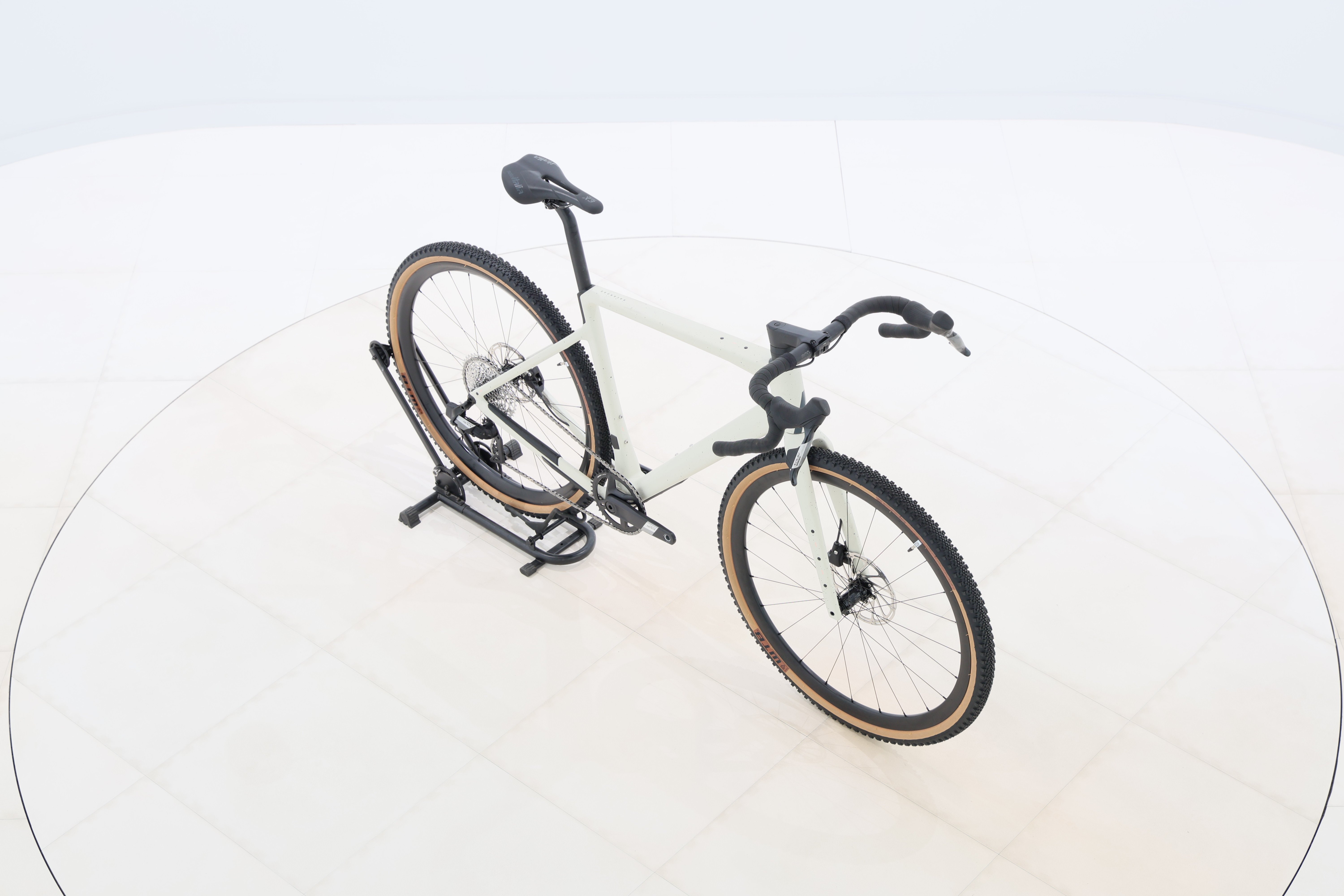 90bfdff6-4b9b-4cc5-9c30-2d6a94e20735