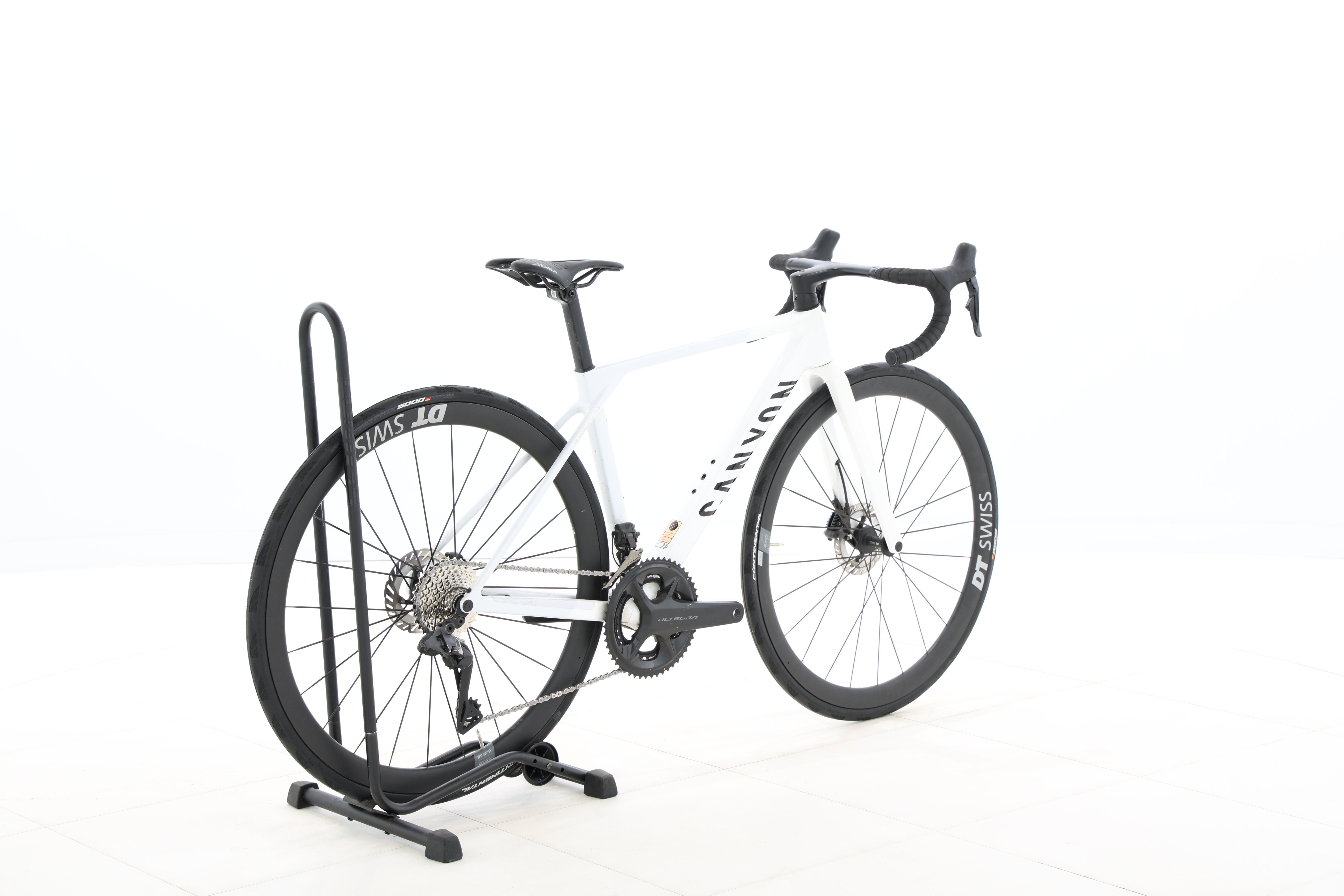 33ea9313-b7a2-413f-97fa-695f069c8c23