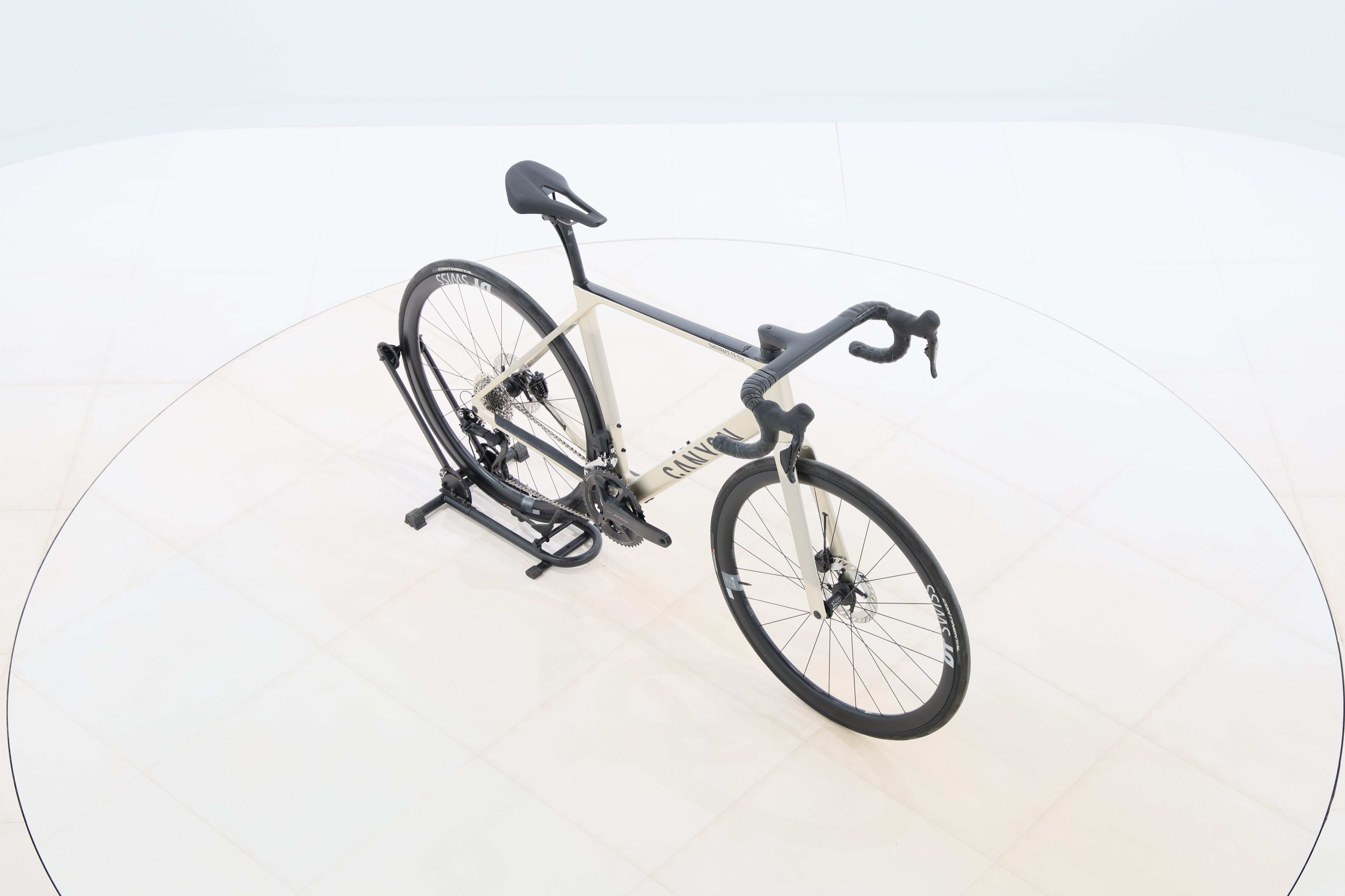 a7c76fa3-426f-45b6-89c5-f82cf8e2f244