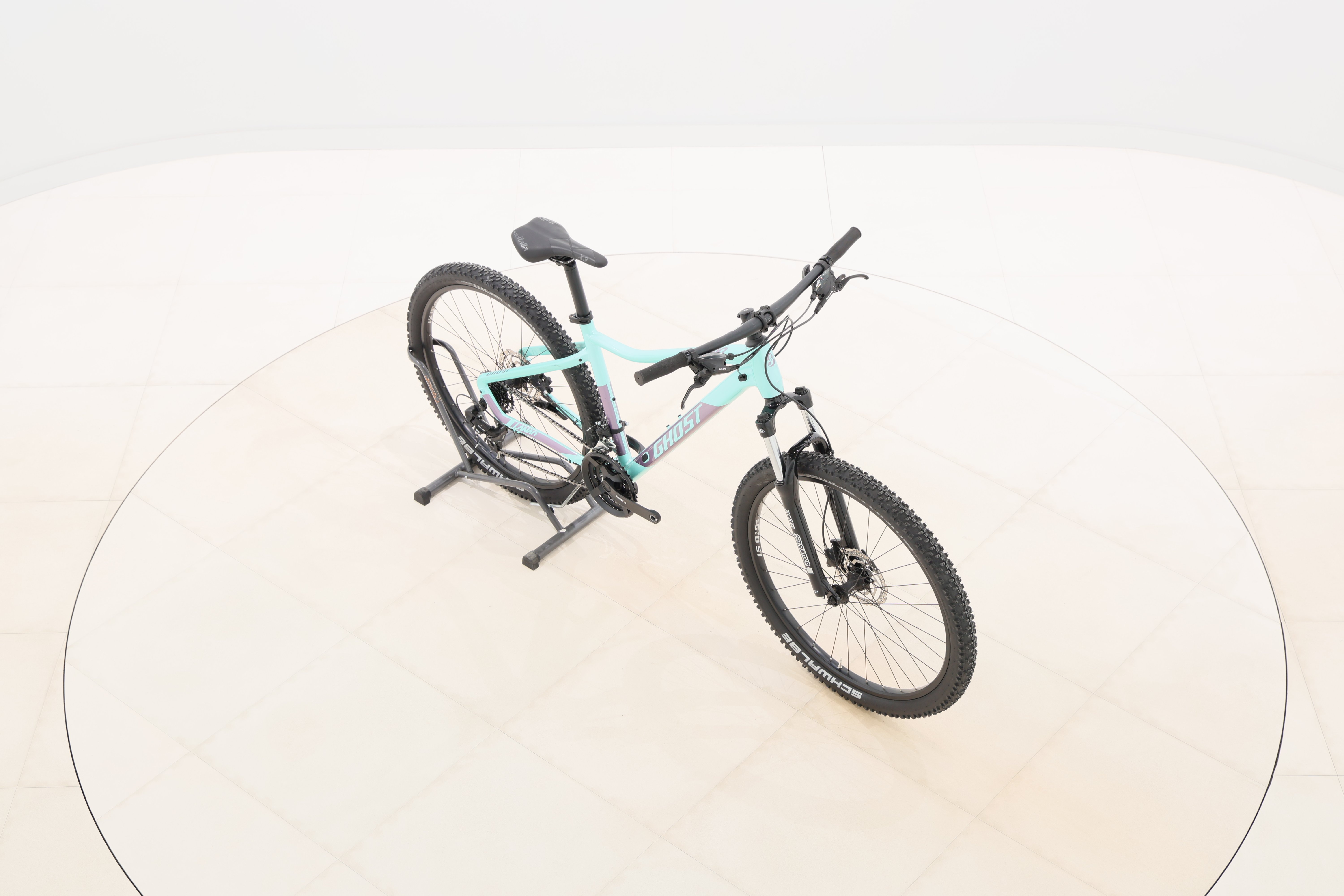 6c16645e-db59-4c47-8f9a-f1dd9d21655b