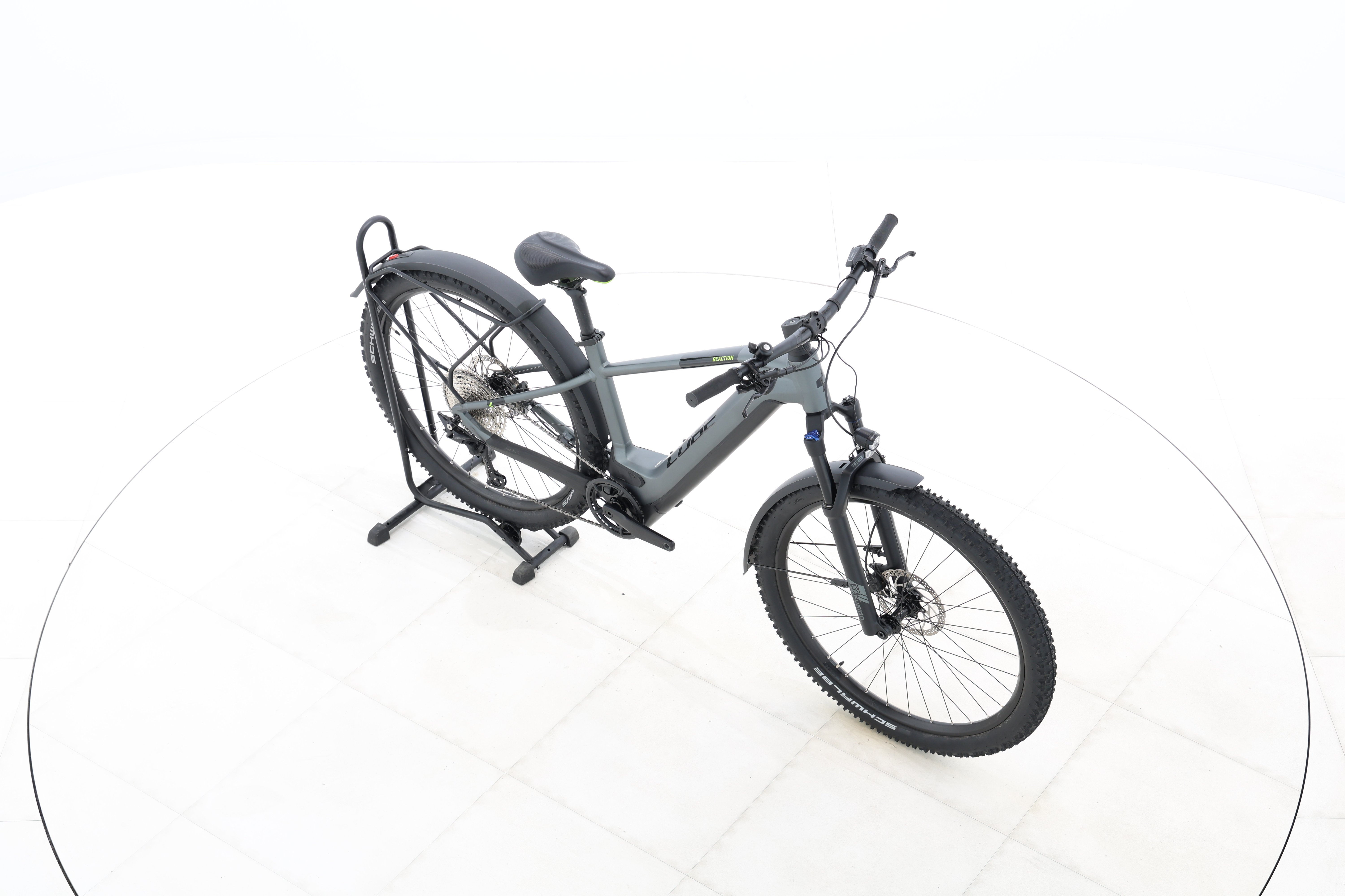 9c54a523-684d-4746-a895-069155403468