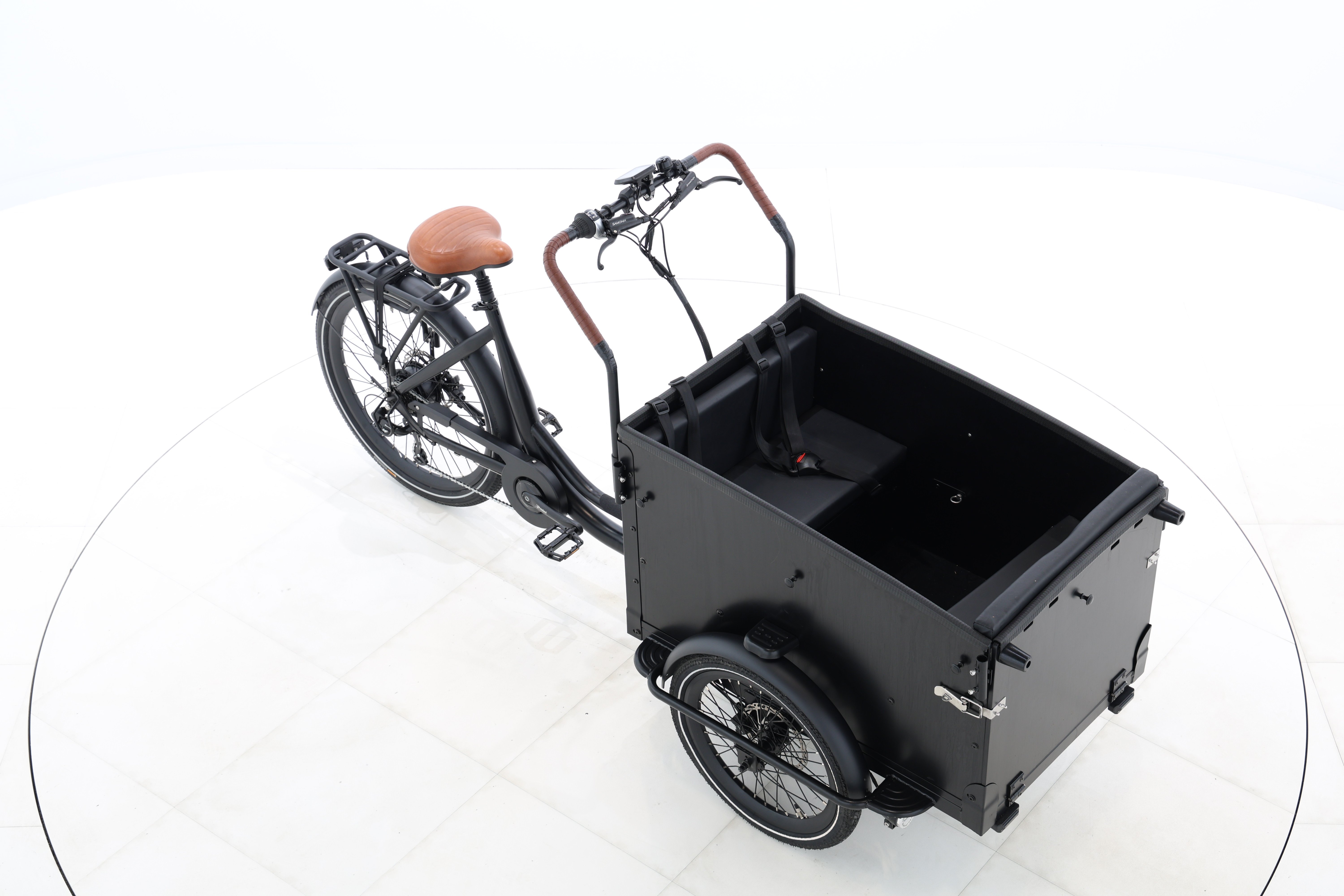 f7b67f69-0daf-40ae-9861-b90934f7a80a