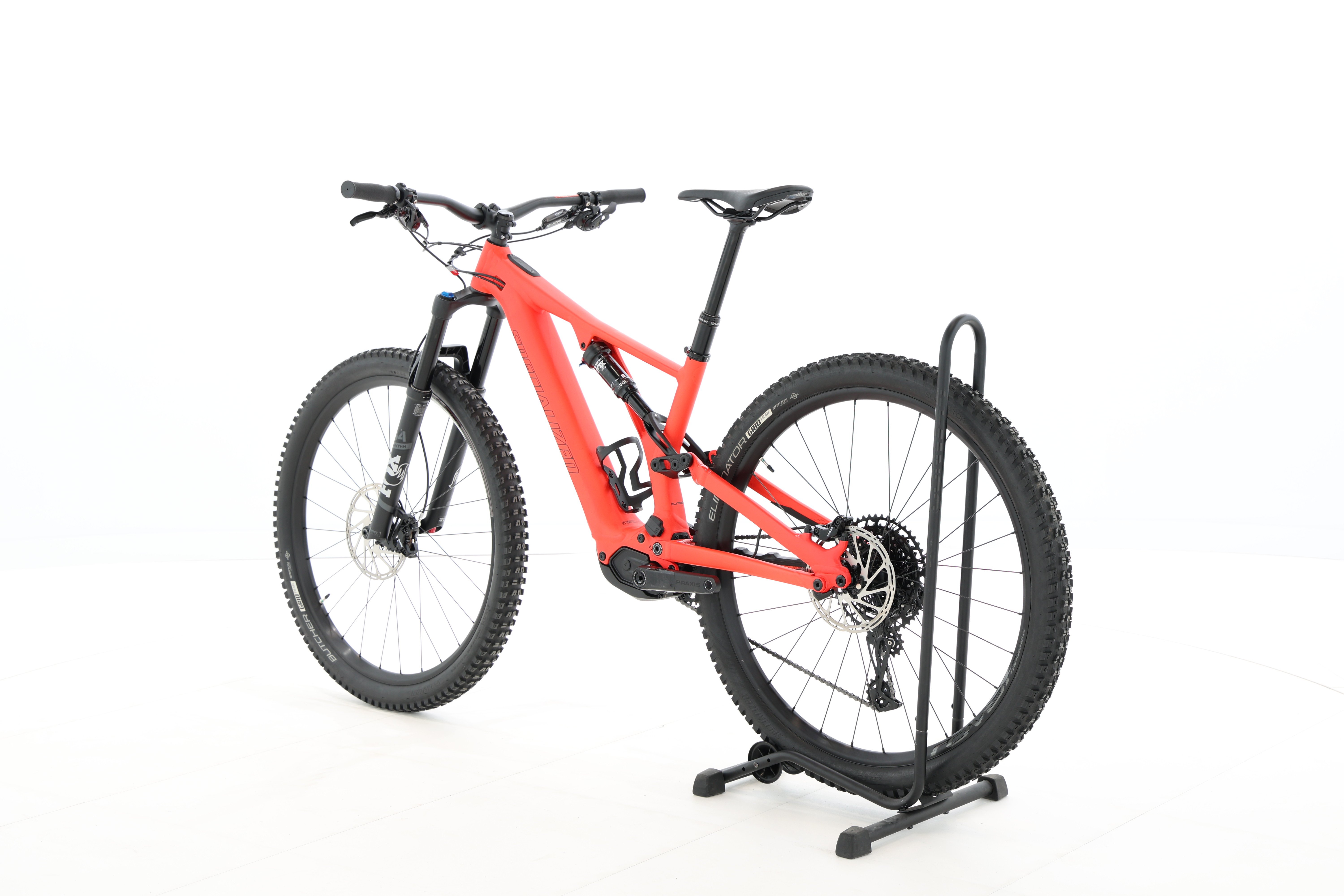 a8f133da-67d7-4f68-9bf5-a2f20e255cc1