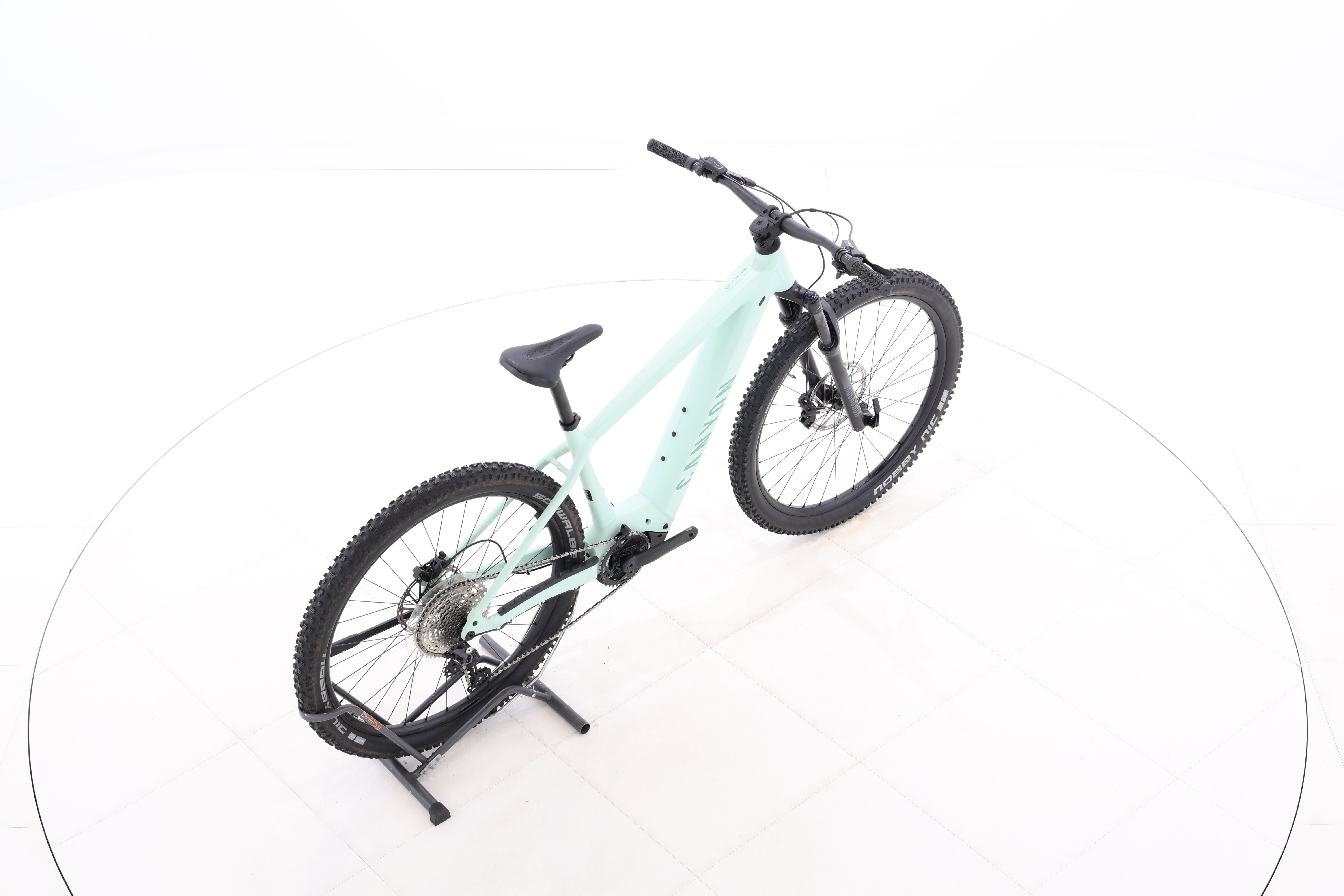 2fd8e4b1-7b37-48b7-b414-efe3691657e9