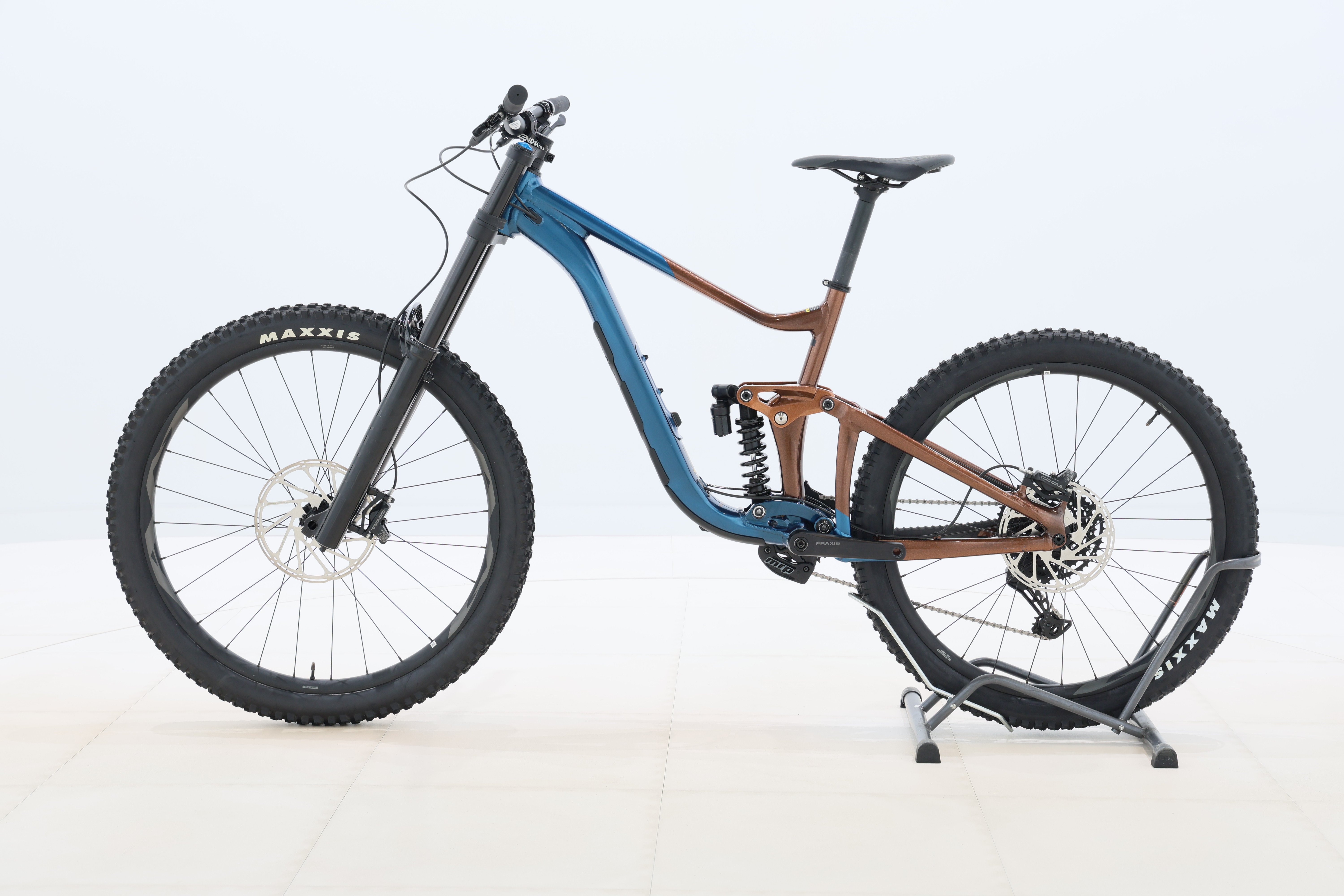 d79d938e-fc4f-431b-8595-13b3cf1d34e8