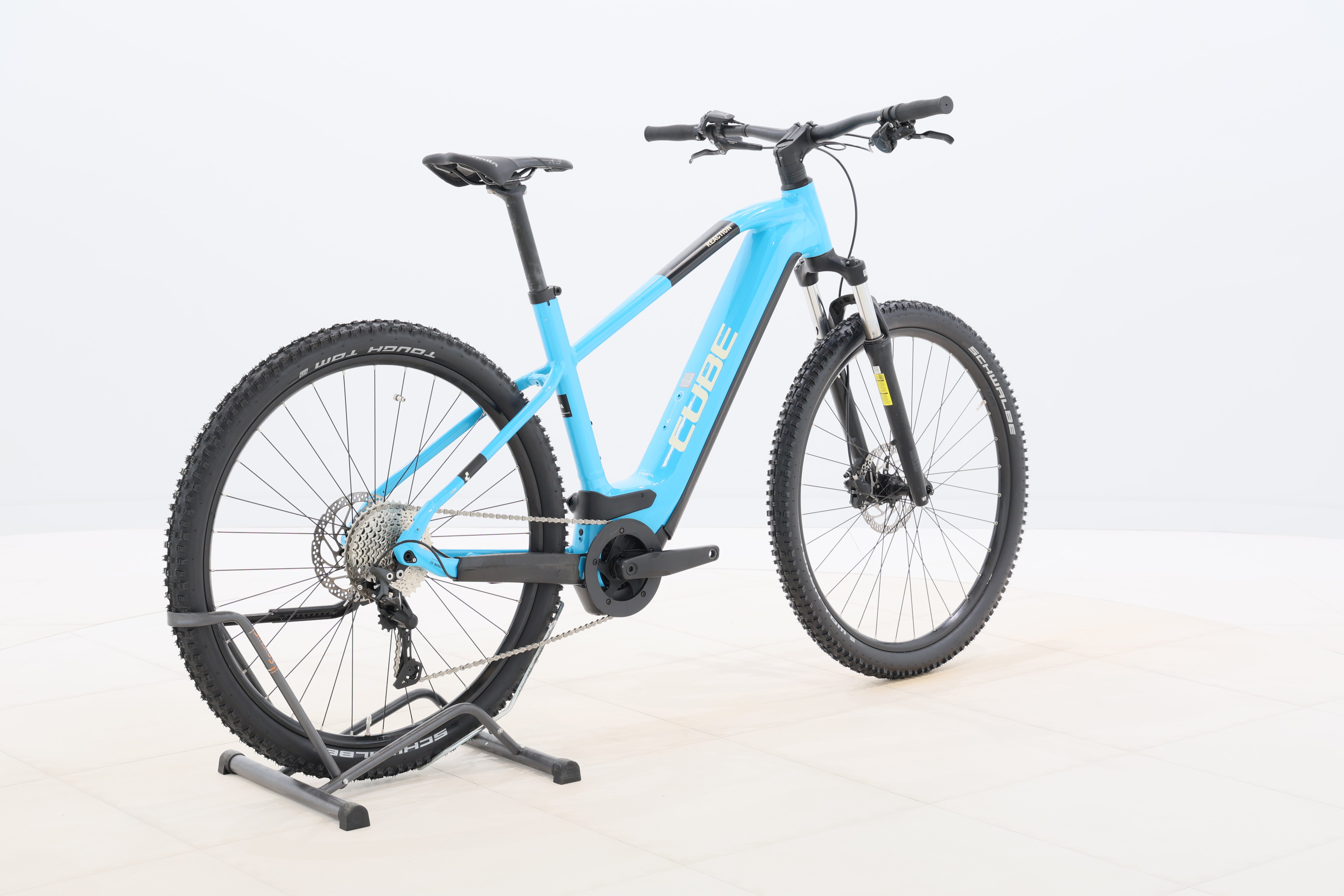 d08f3130-e356-40f0-964e-2fbed911158e