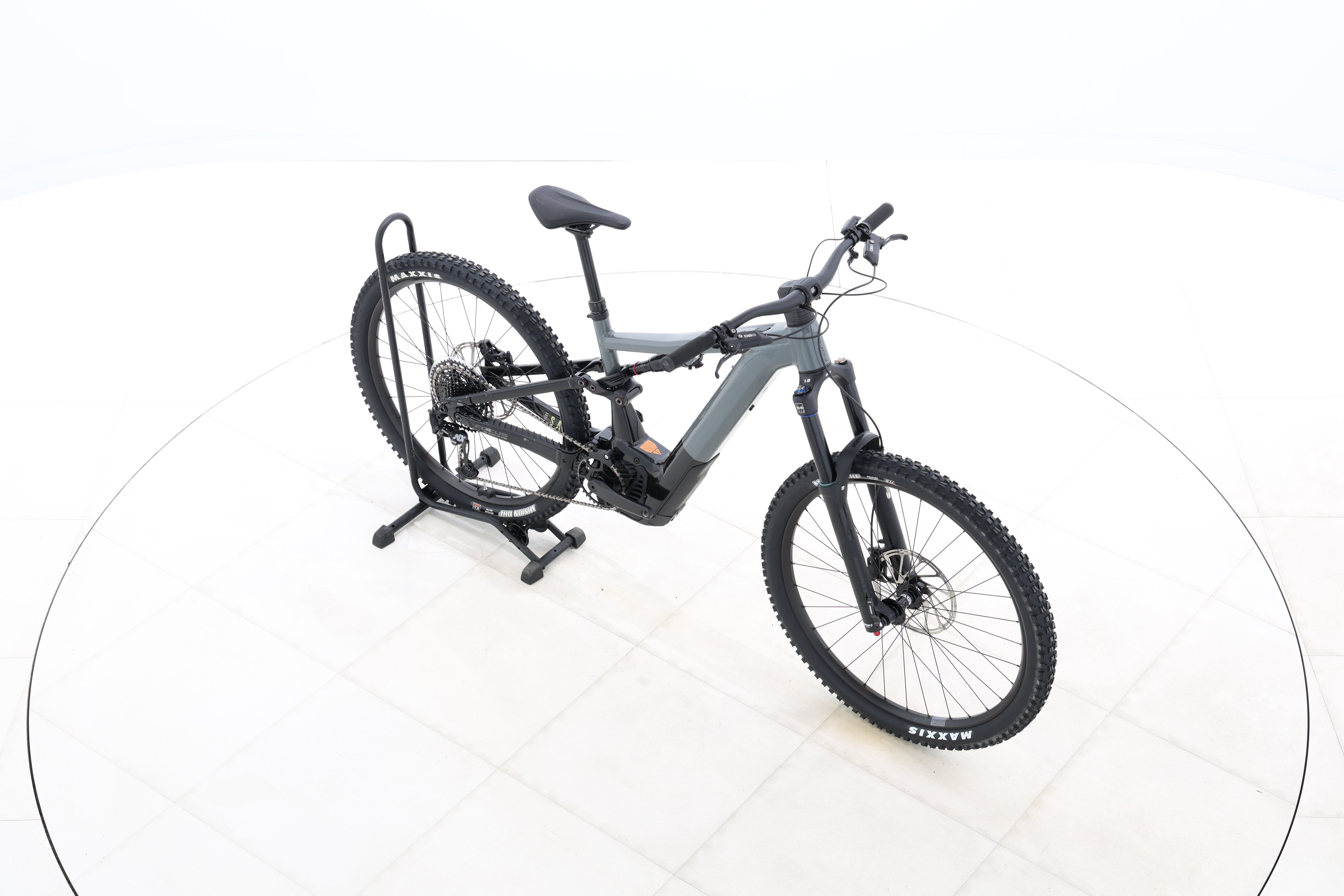 069cfb44-89a6-4e05-b863-f3d8bc924e65