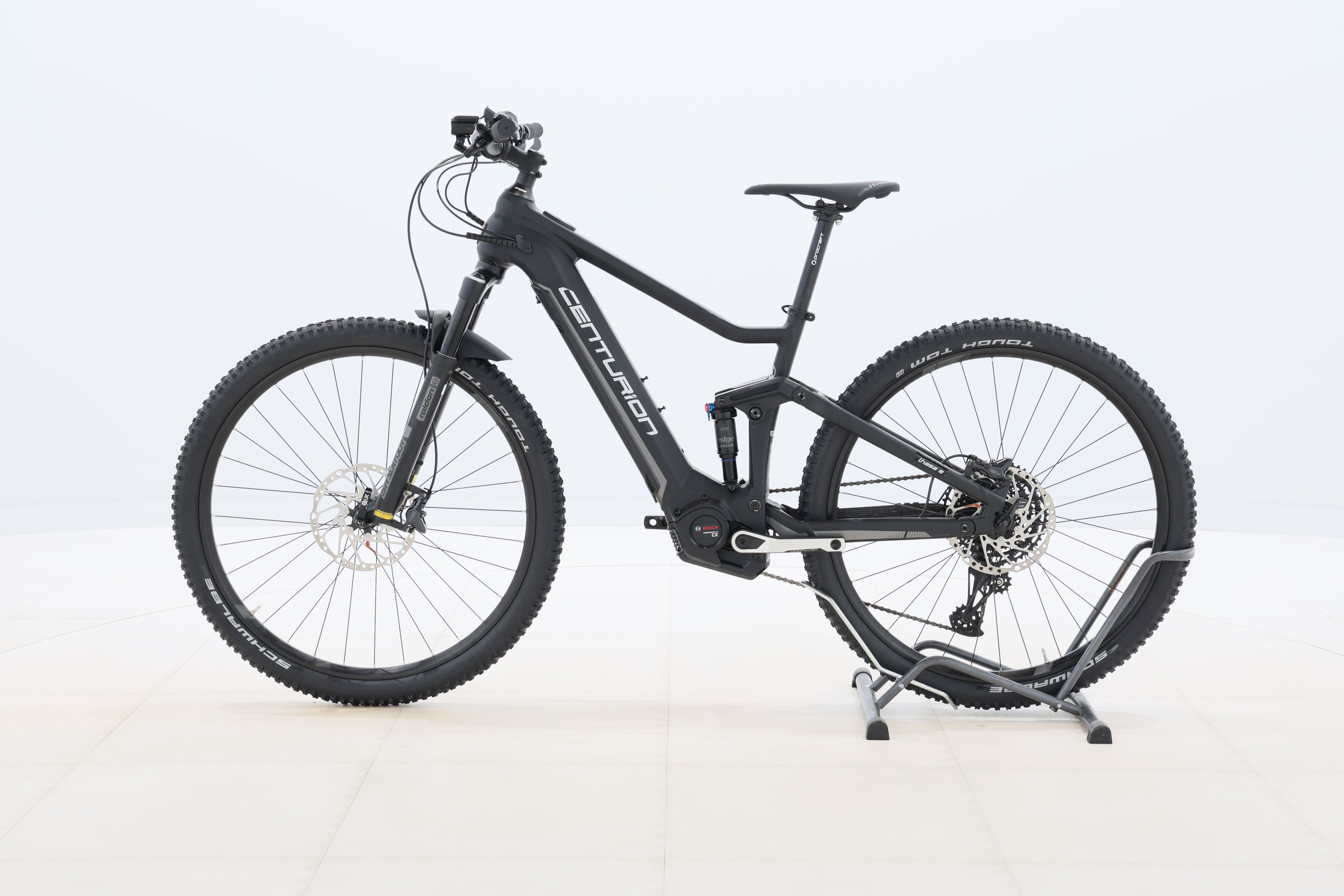 4c038b7c-c598-4948-b998-328bc3b4b27e