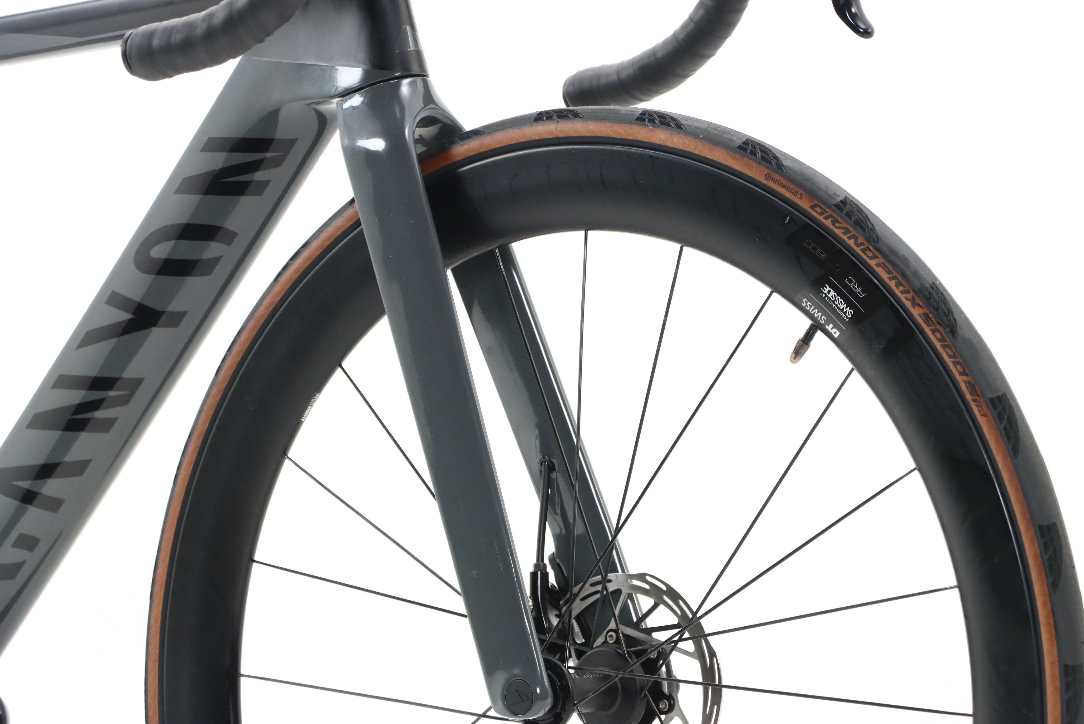 db967f99-cb3b-4938-affd-093c555f9011