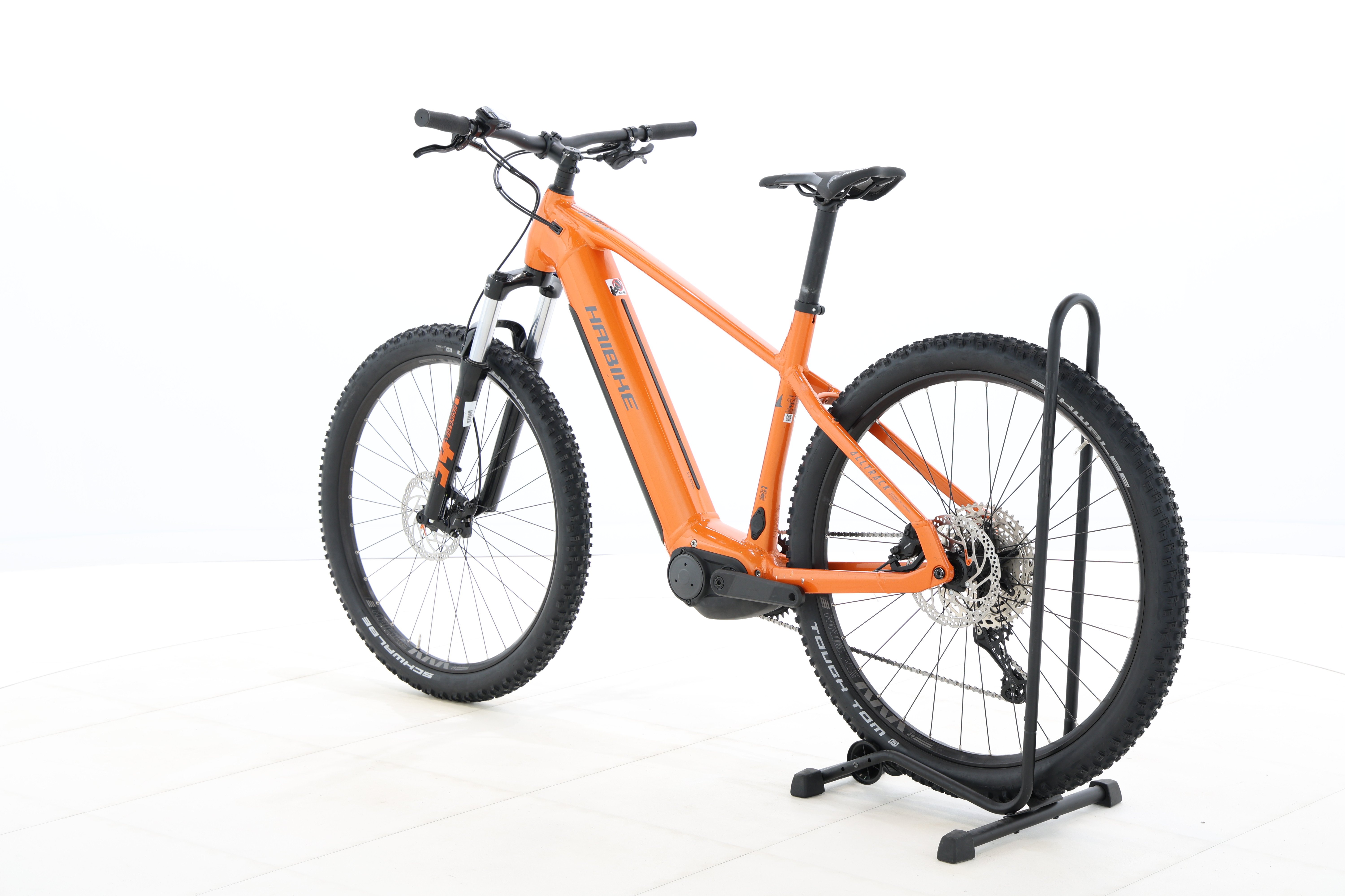 23c15cbf-0734-4428-be65-222300e24c04