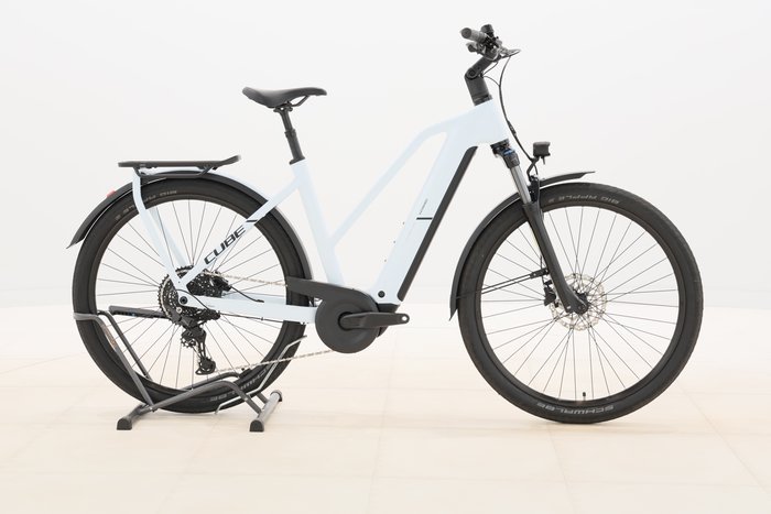 Cube Kathmandu Hybrid ONE 800 2025