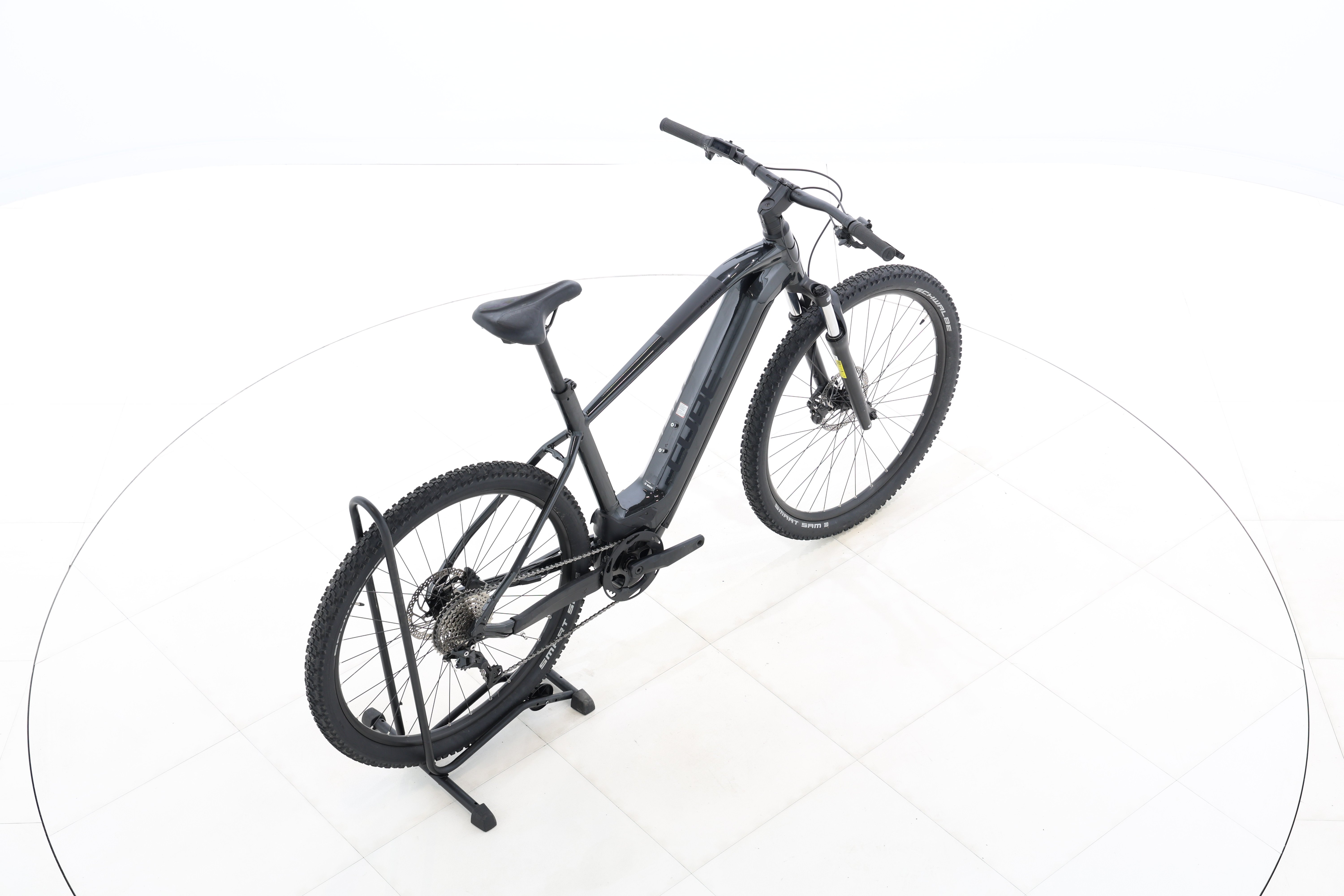 e8b8a273-be8c-4c3f-a7d0-606966d20af4