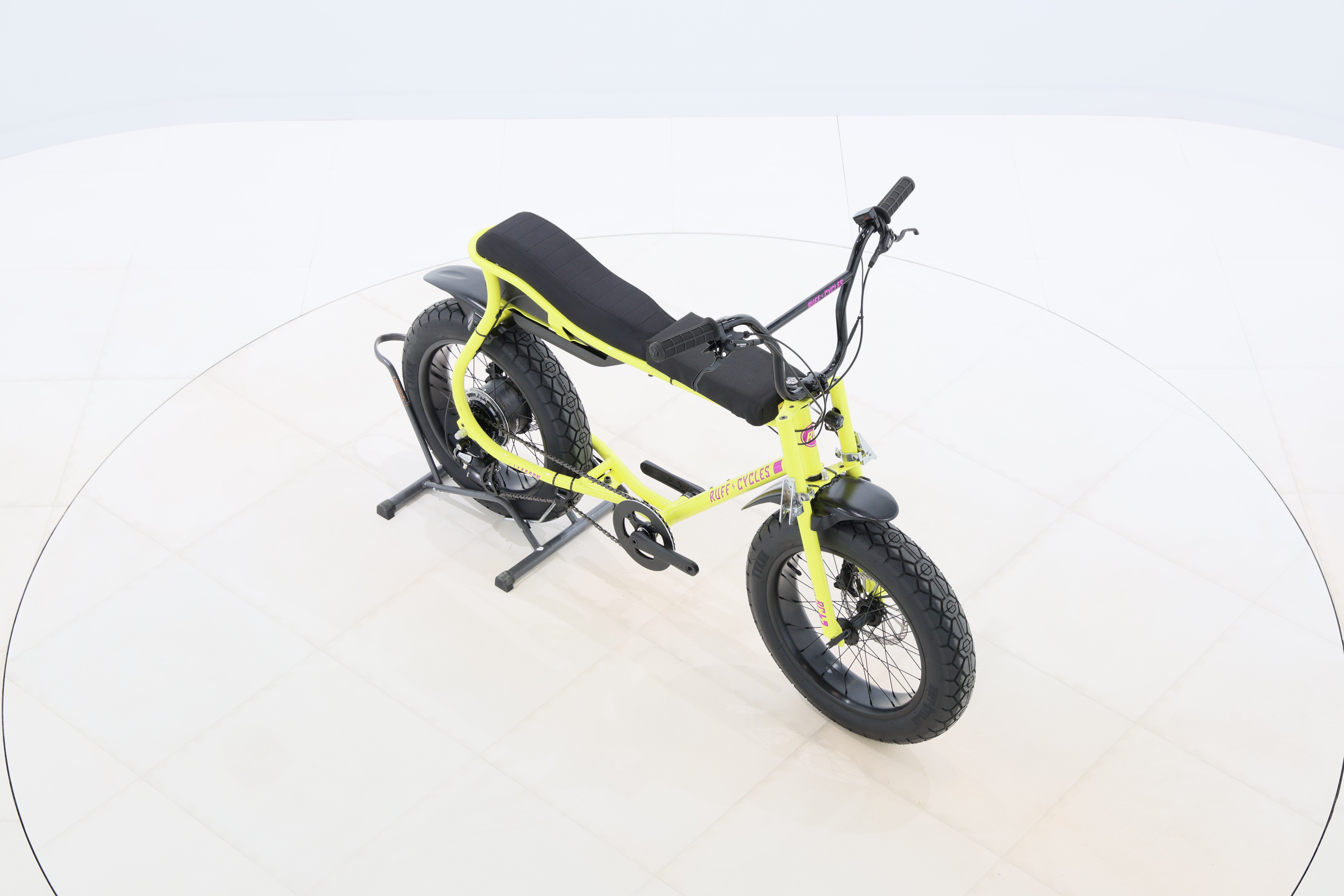 96a4ec7c-9ff6-4e48-9bdc-6345f1589d34