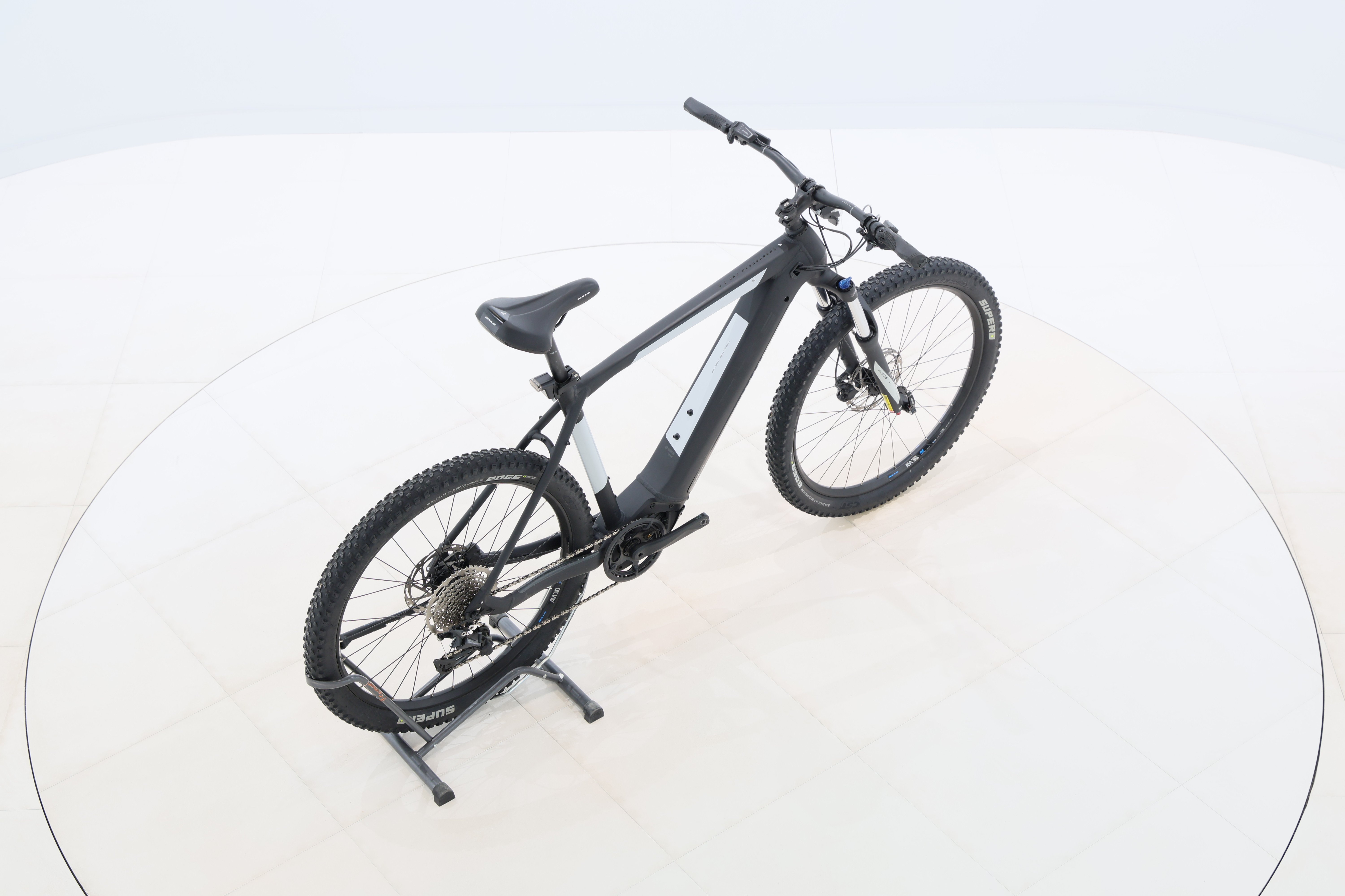 1a6915d5-c0eb-4438-83f2-a70c08a7768b