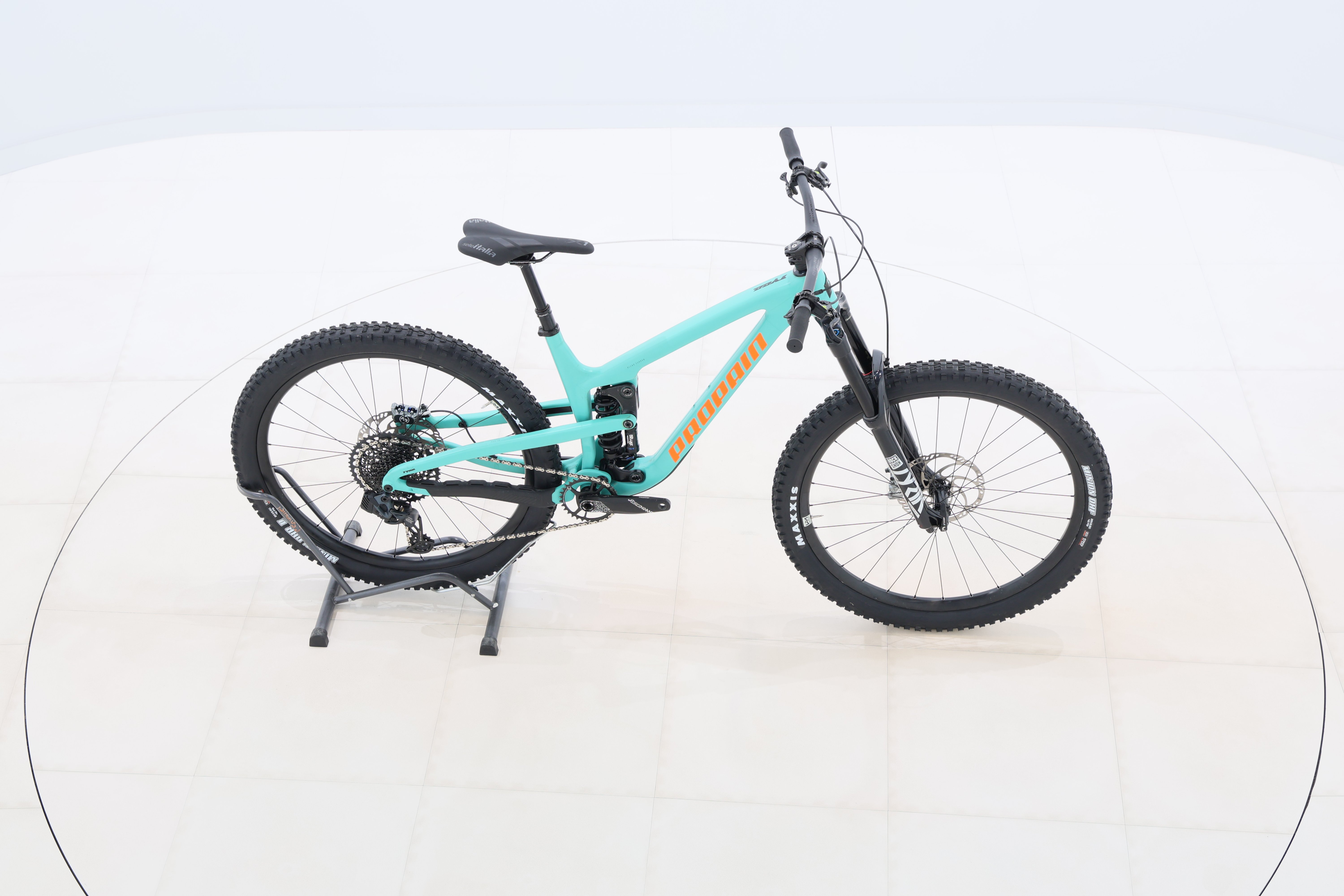 fec38ba5-8b02-4e37-9438-cc8aa18f4483