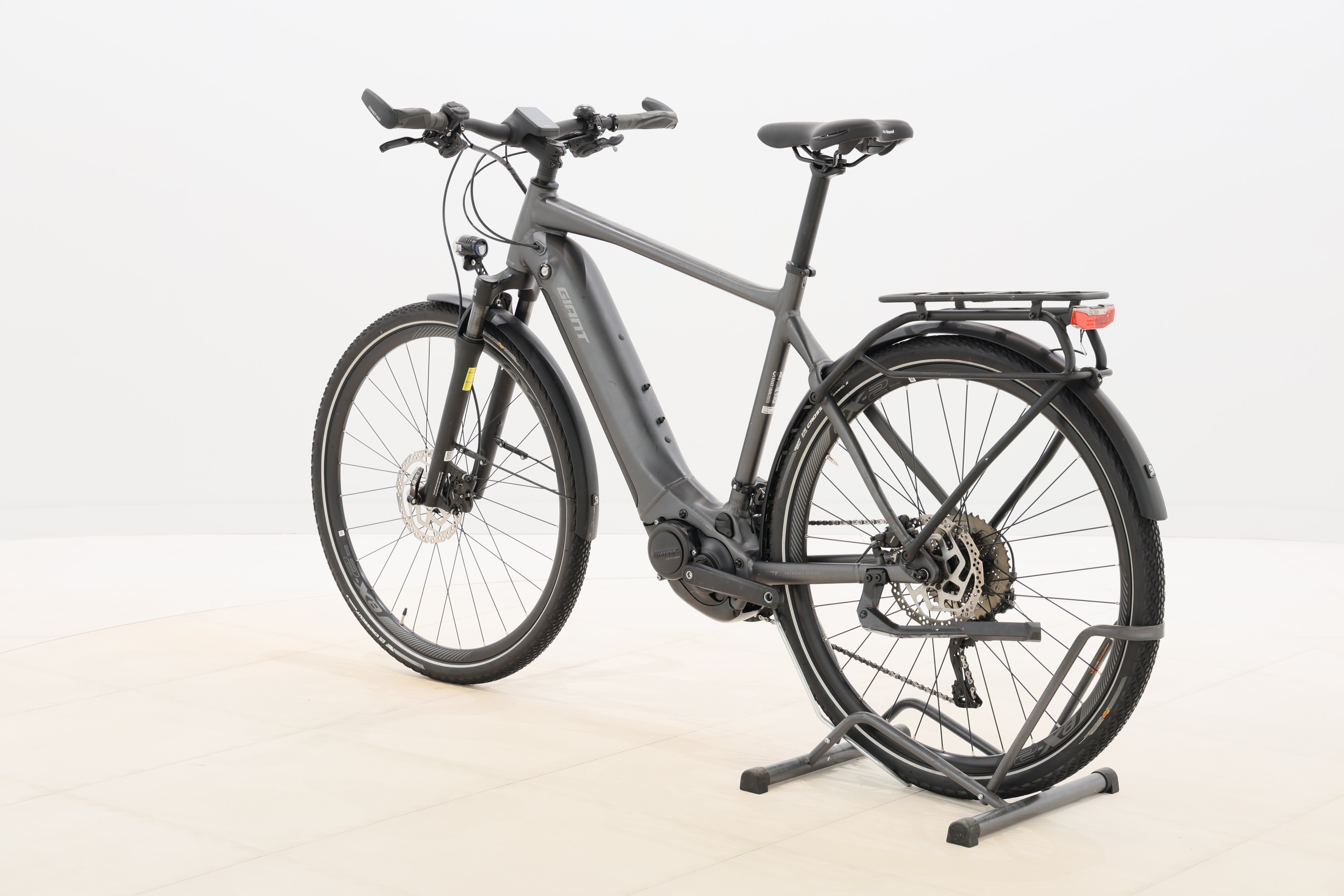 3e8afe6c-ce11-491e-a480-6d4c718783ed