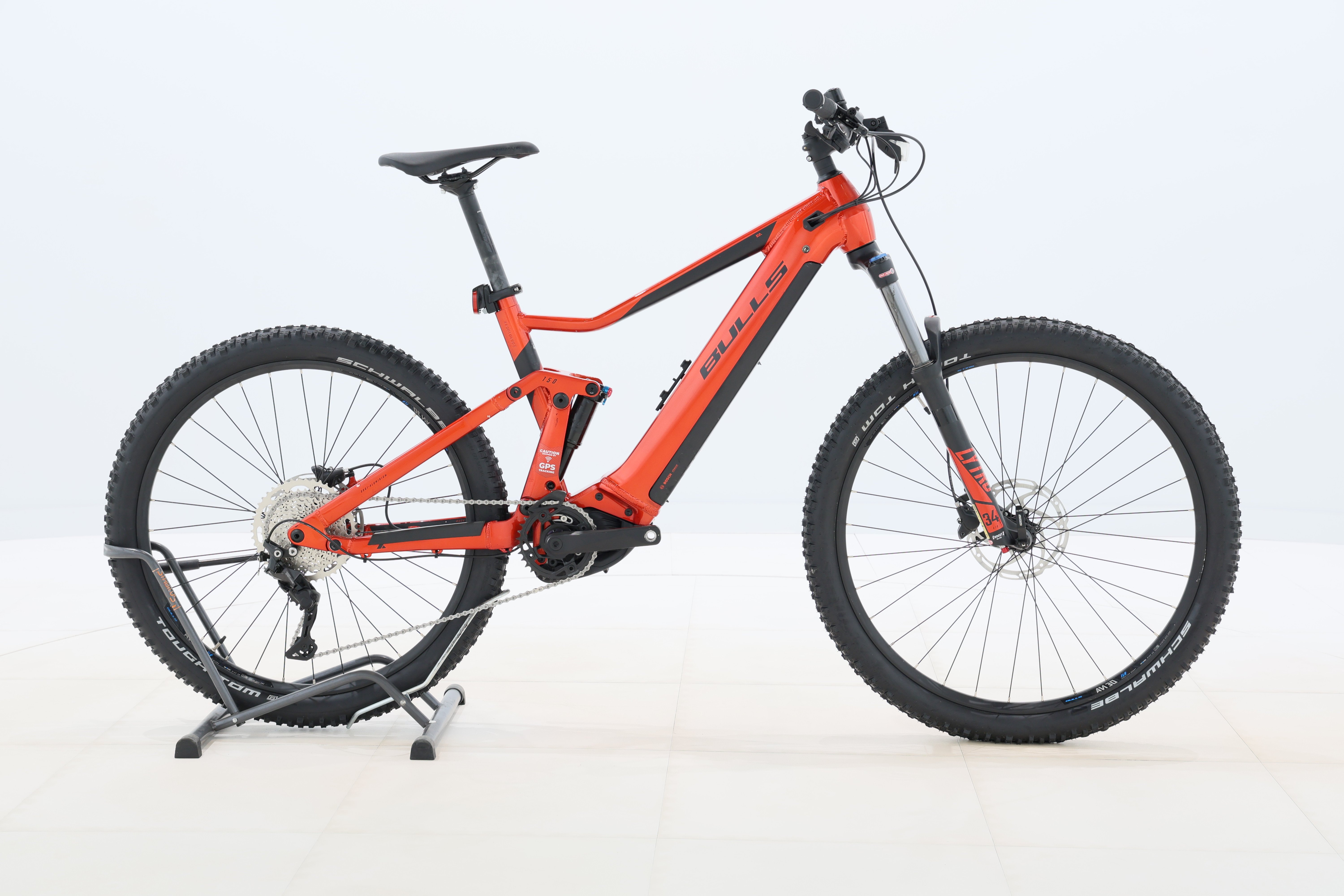 8a9f6f3b-bb46-4cbd-acd1-0feb8e3dd1f6