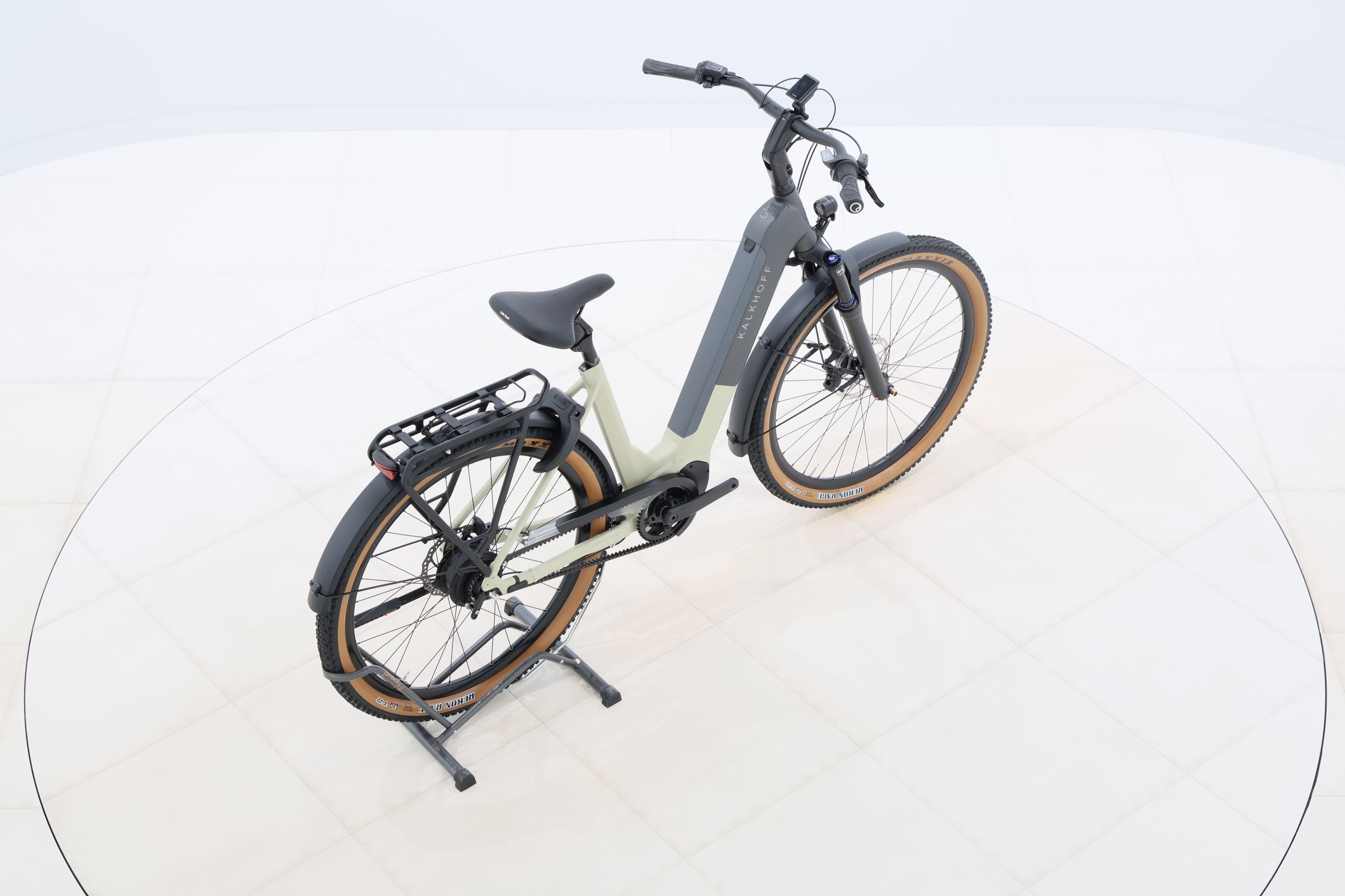 19e9fa61-dd7e-43b8-9f26-b2eaba9ded28