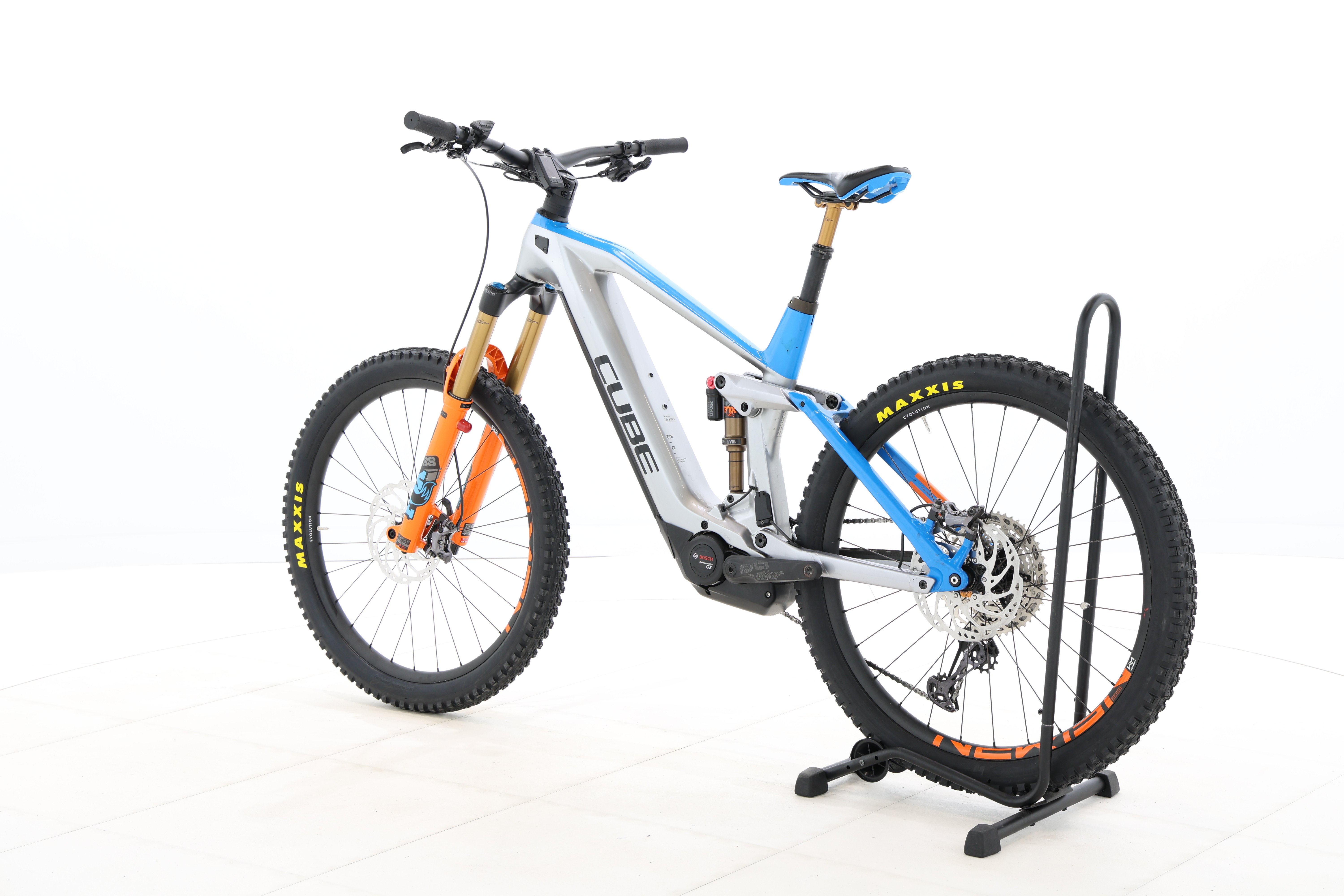 ceabda6d-5ba4-4998-89d6-60ad655bc2f3