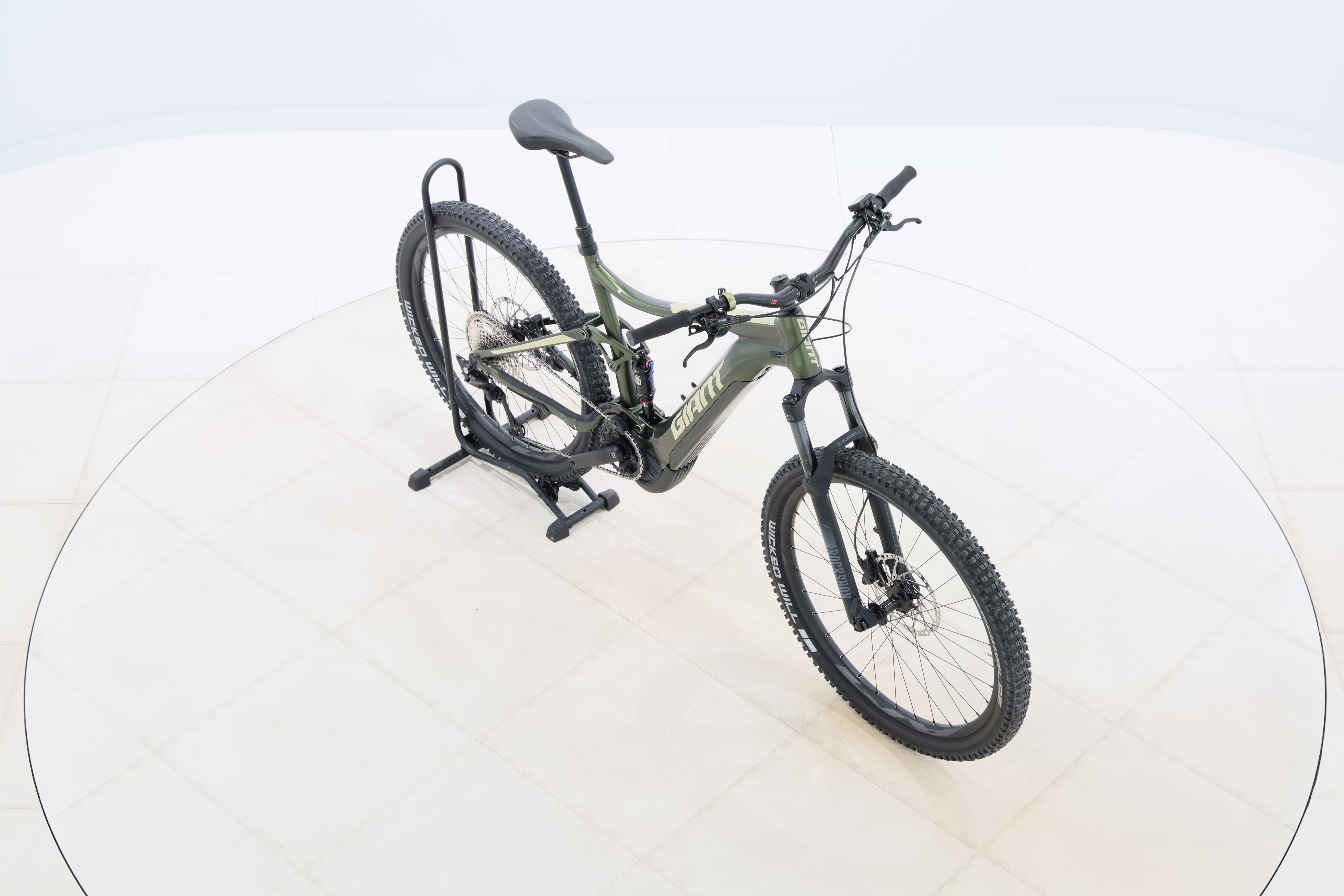 99e0b6ac-d20f-49bd-8f78-b39e567aee11