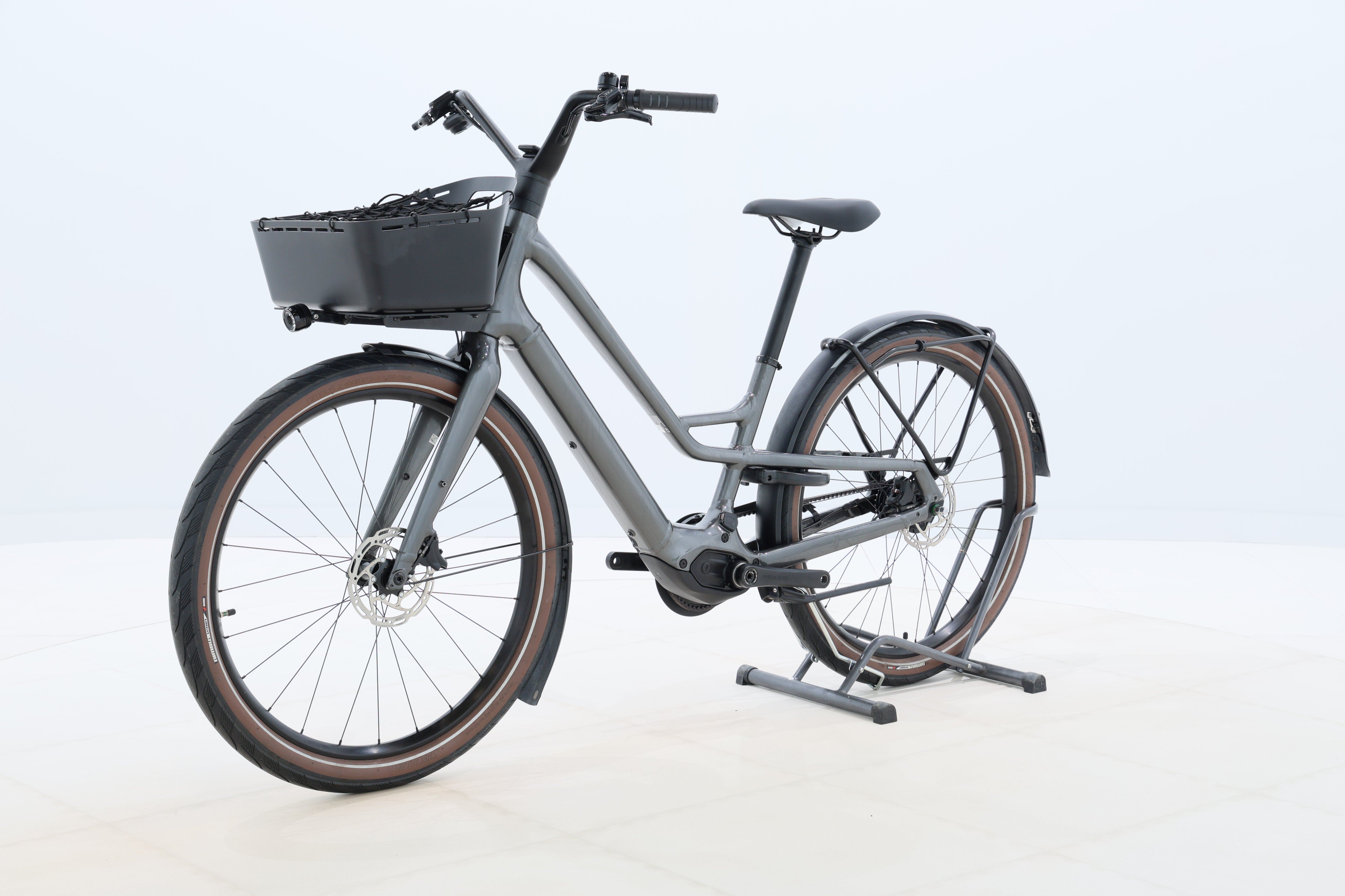 a0b4f0aa-b0f2-4108-b9a4-66a551340513