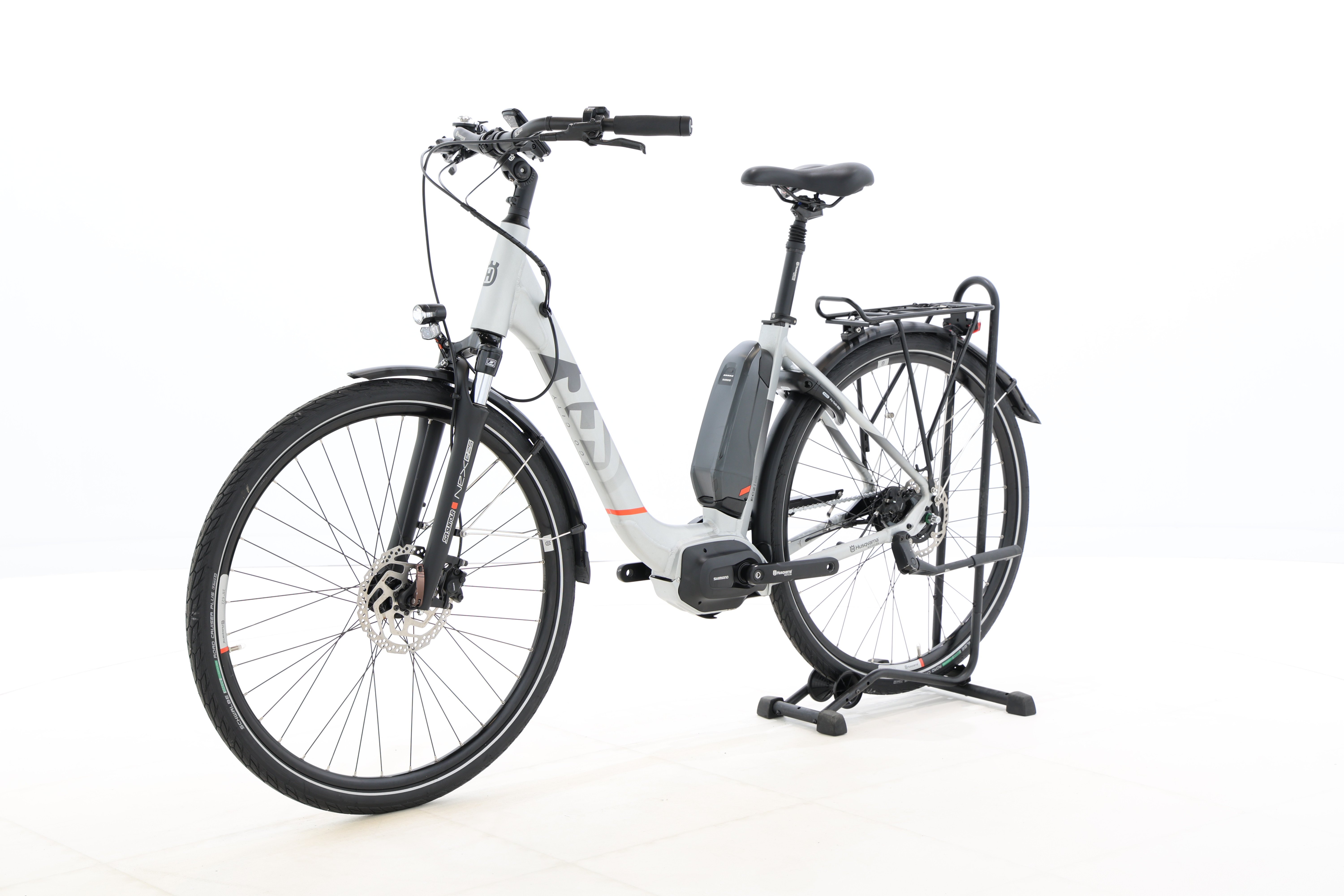 5306d8a7-2ef3-4c99-a321-bab4243dbb08