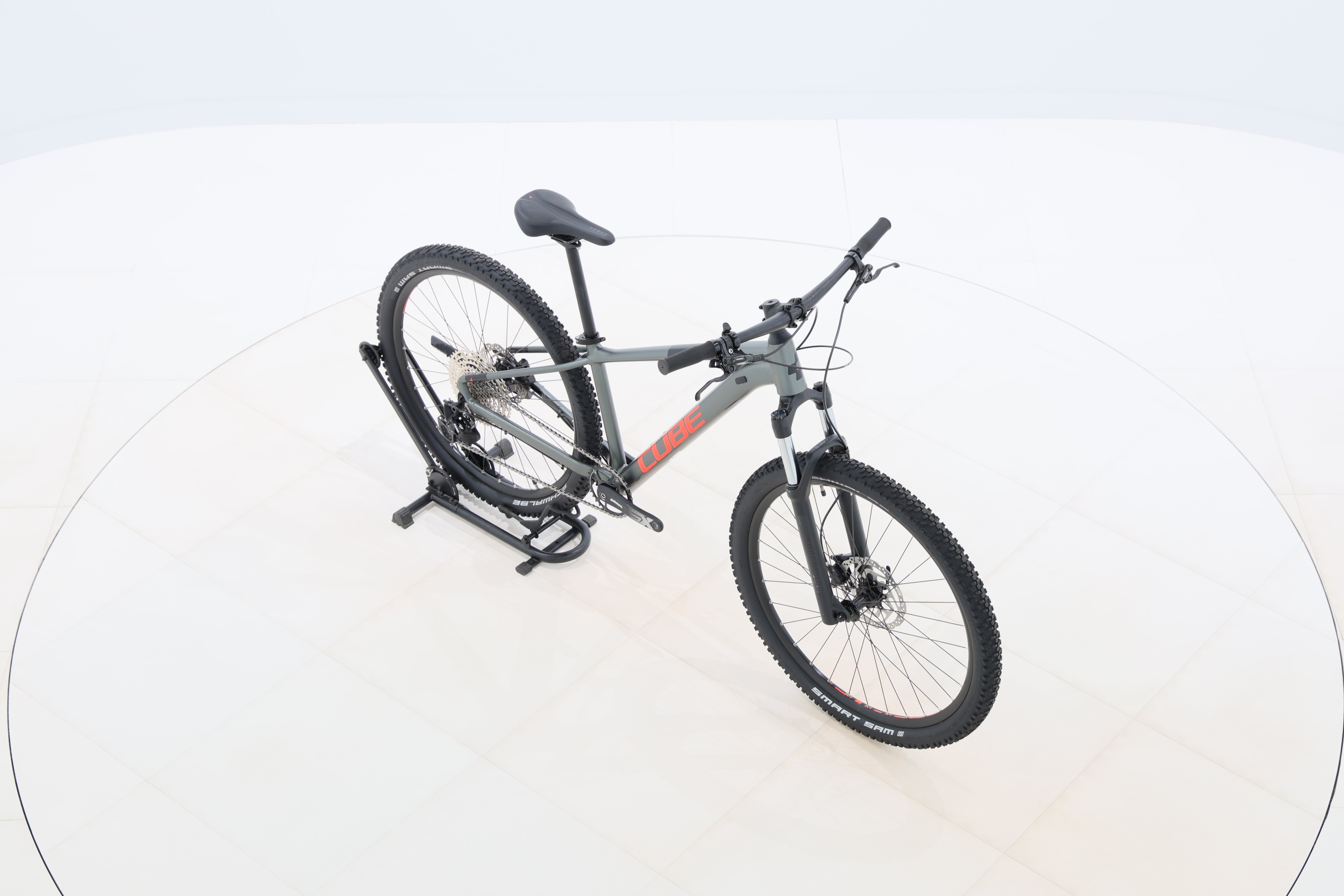 dc245df0-fbb2-4f88-92ce-35b97f1a0150