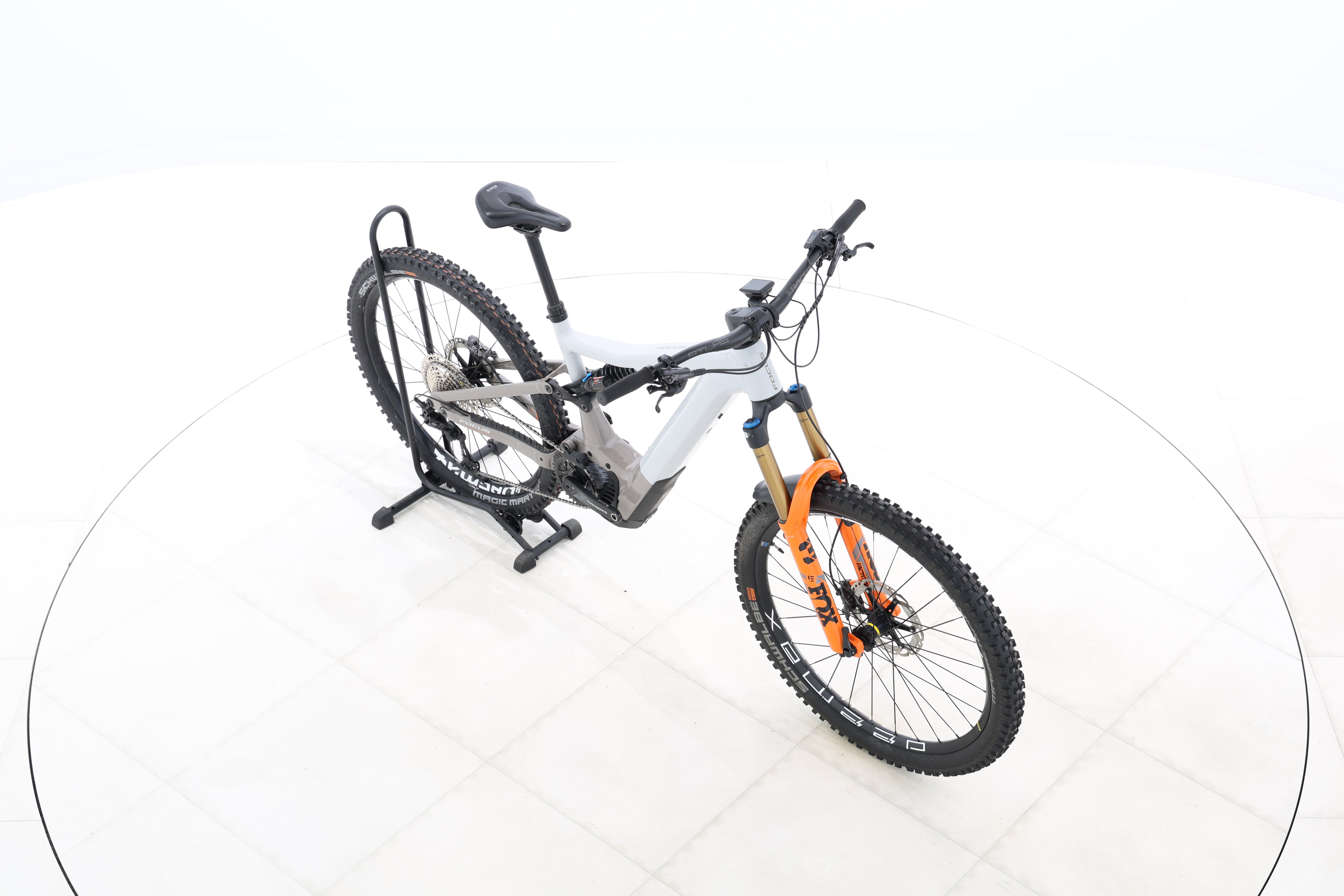 b926aa0f-ced4-4fbf-9fde-43a5b5cc942c