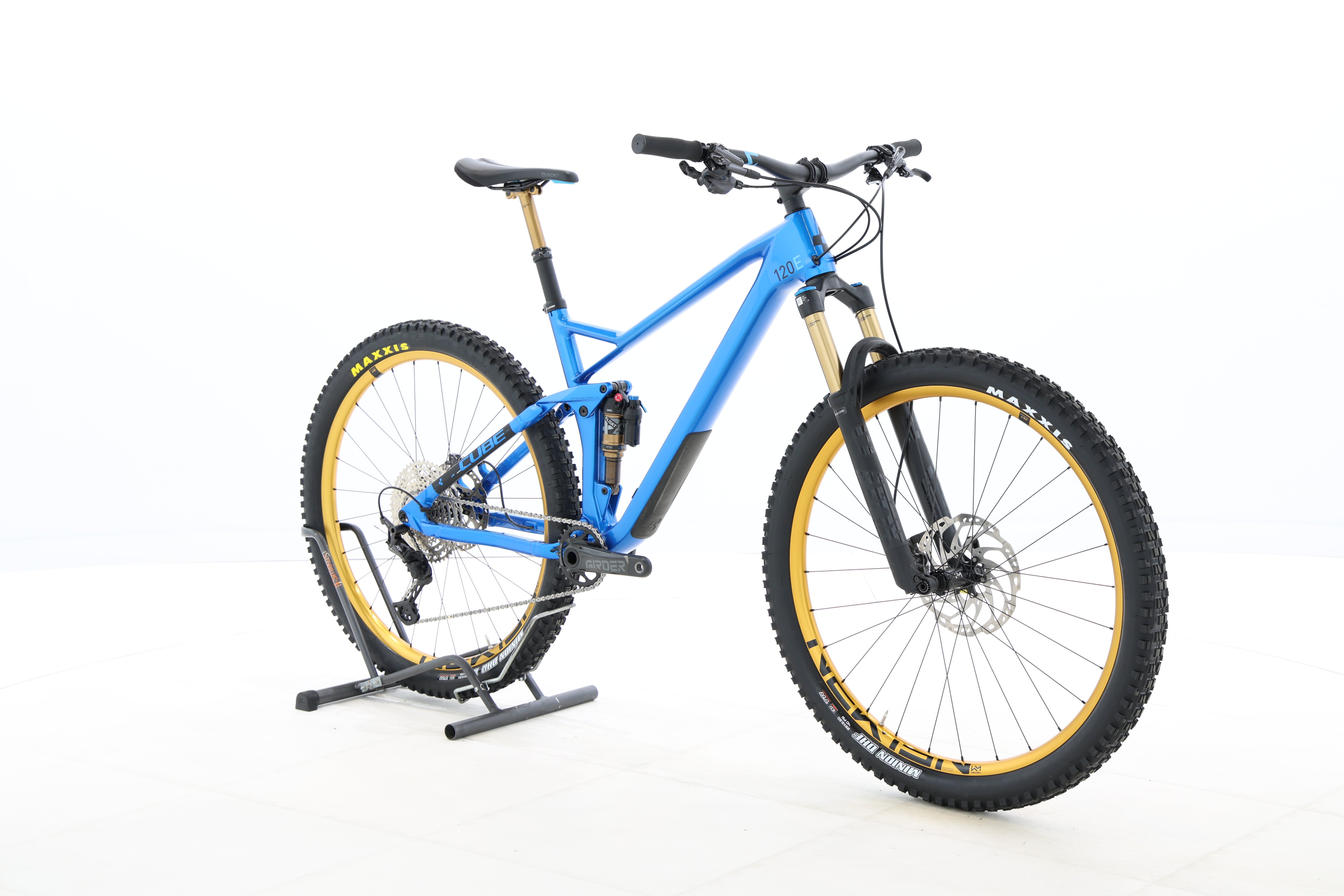 1d0190d4-e688-41d8-9df2-fedab986c154