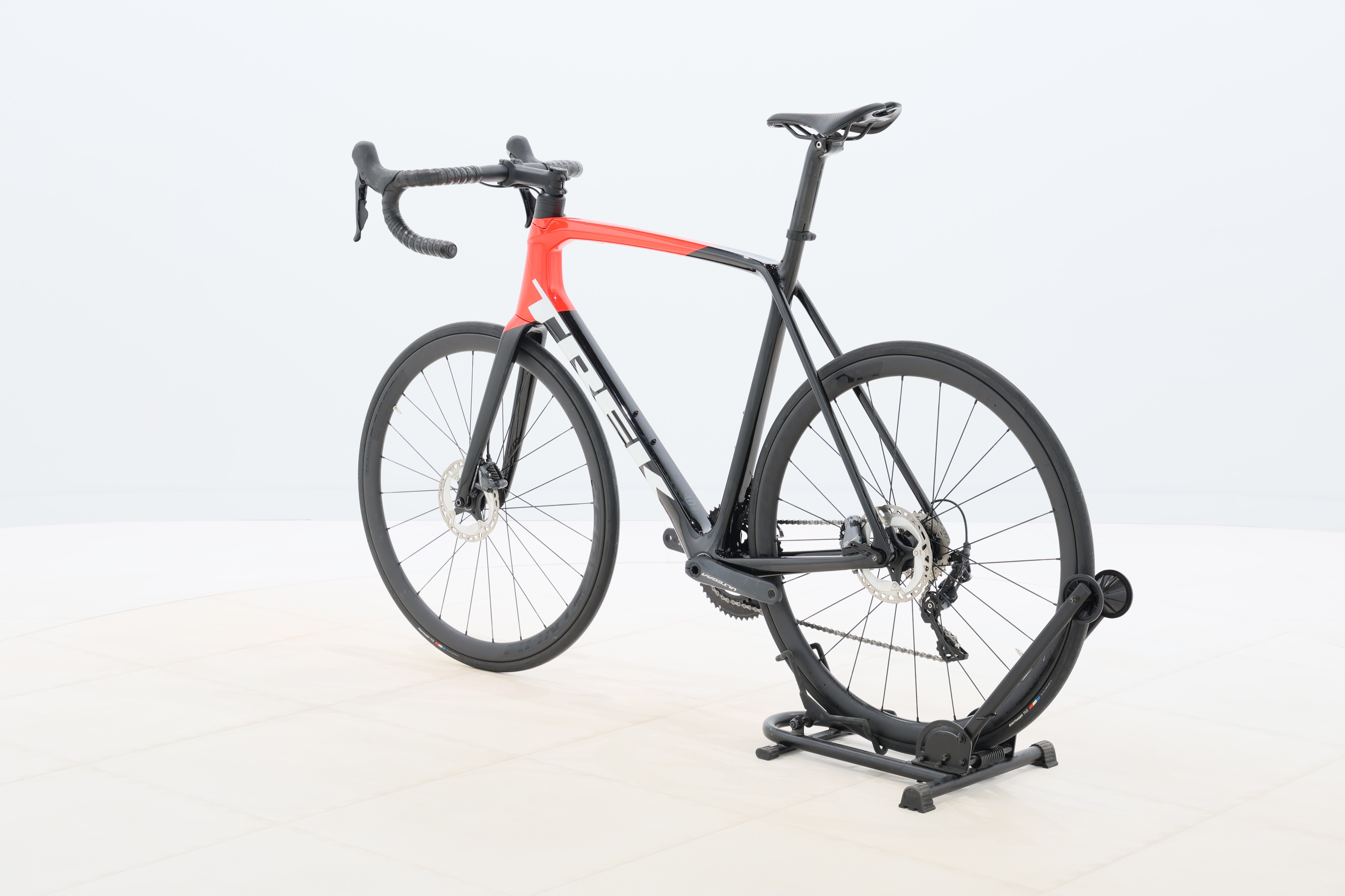 f8088b8d-a41d-41f0-b6e3-d4b518cae73d