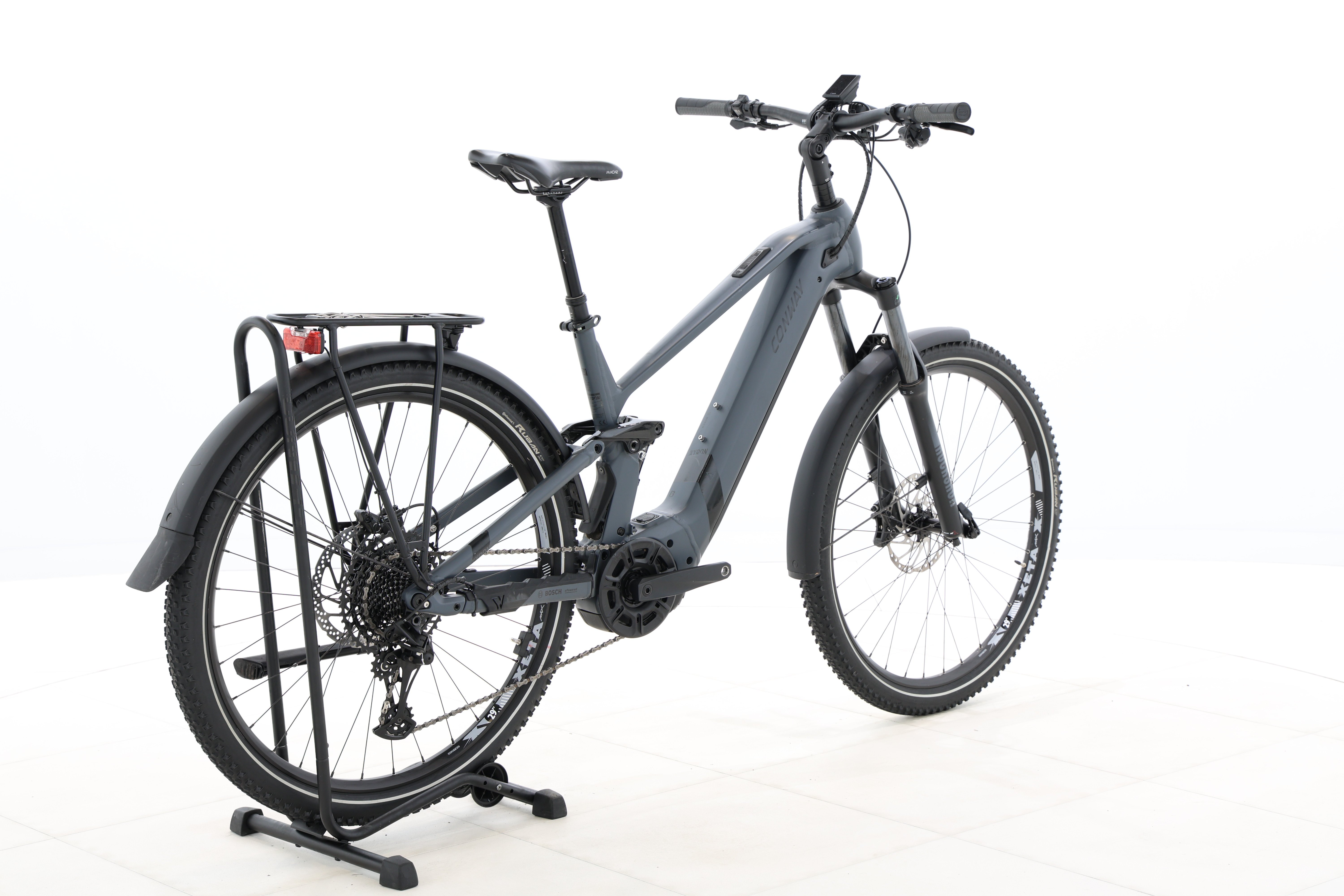 b5a58905-271c-42b6-b40c-1bc25949c3aa