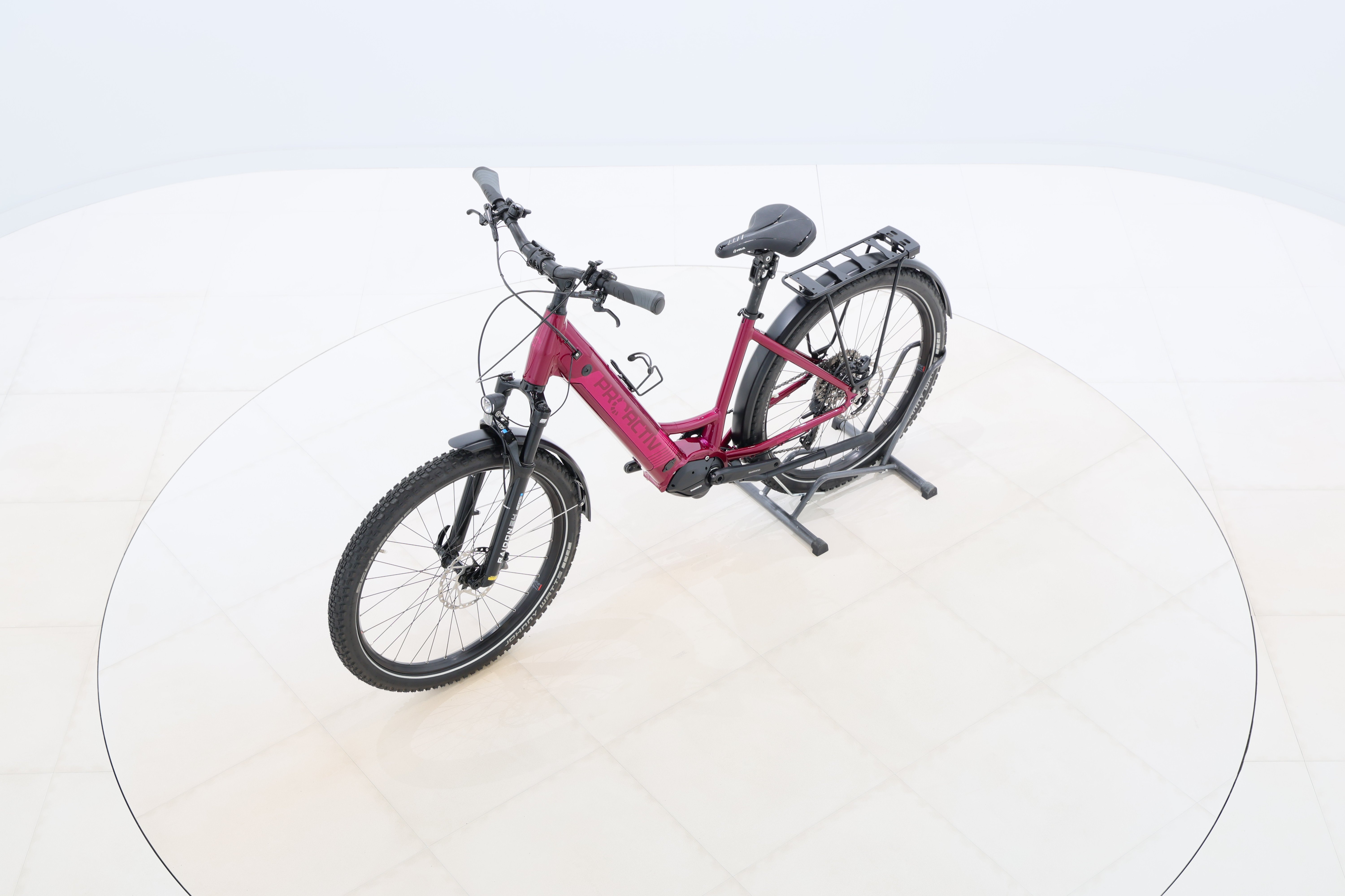 f5eb8299-9d36-41cd-a994-10dfc400f67b