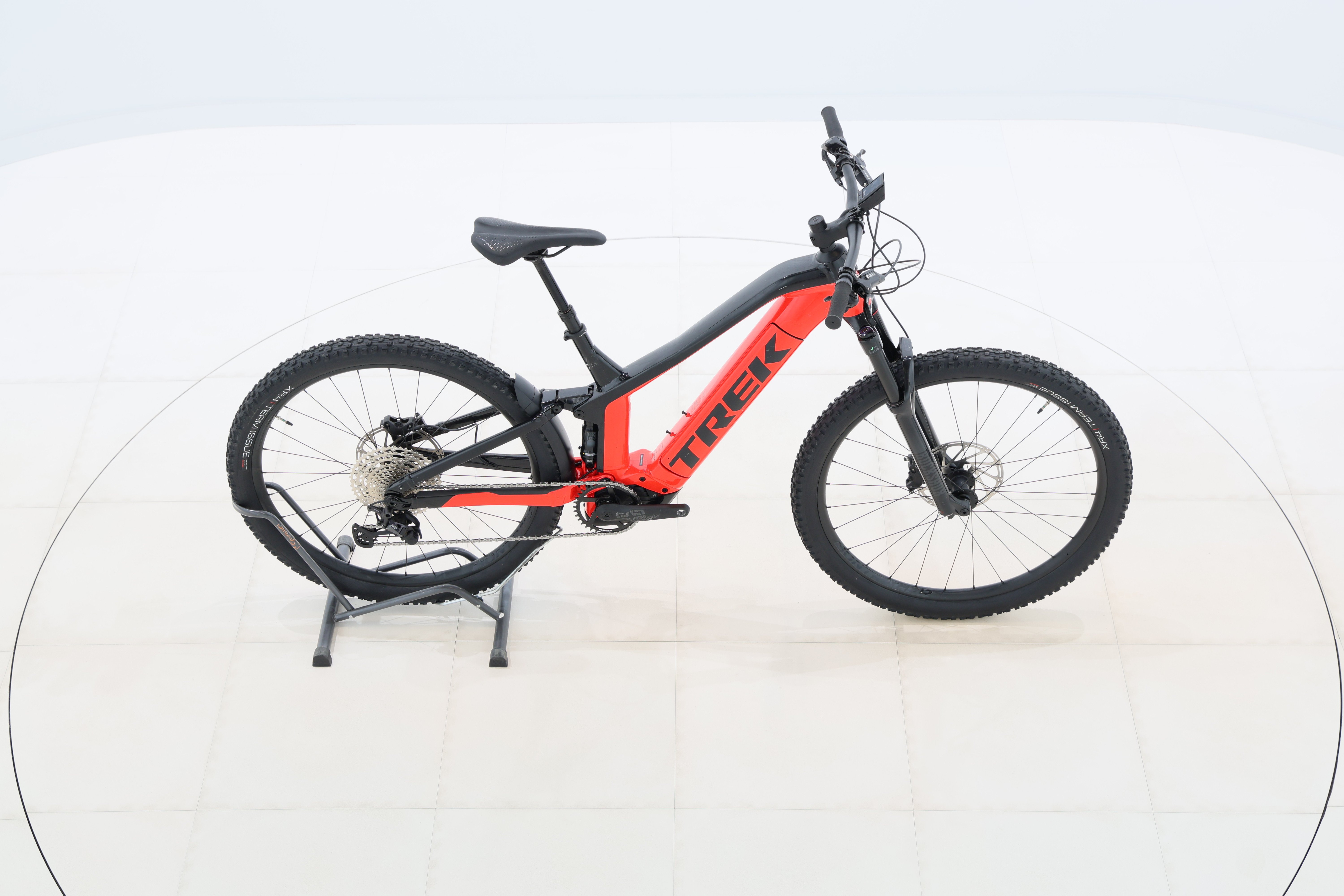 dc87d688-5832-438b-983e-c481176e8388