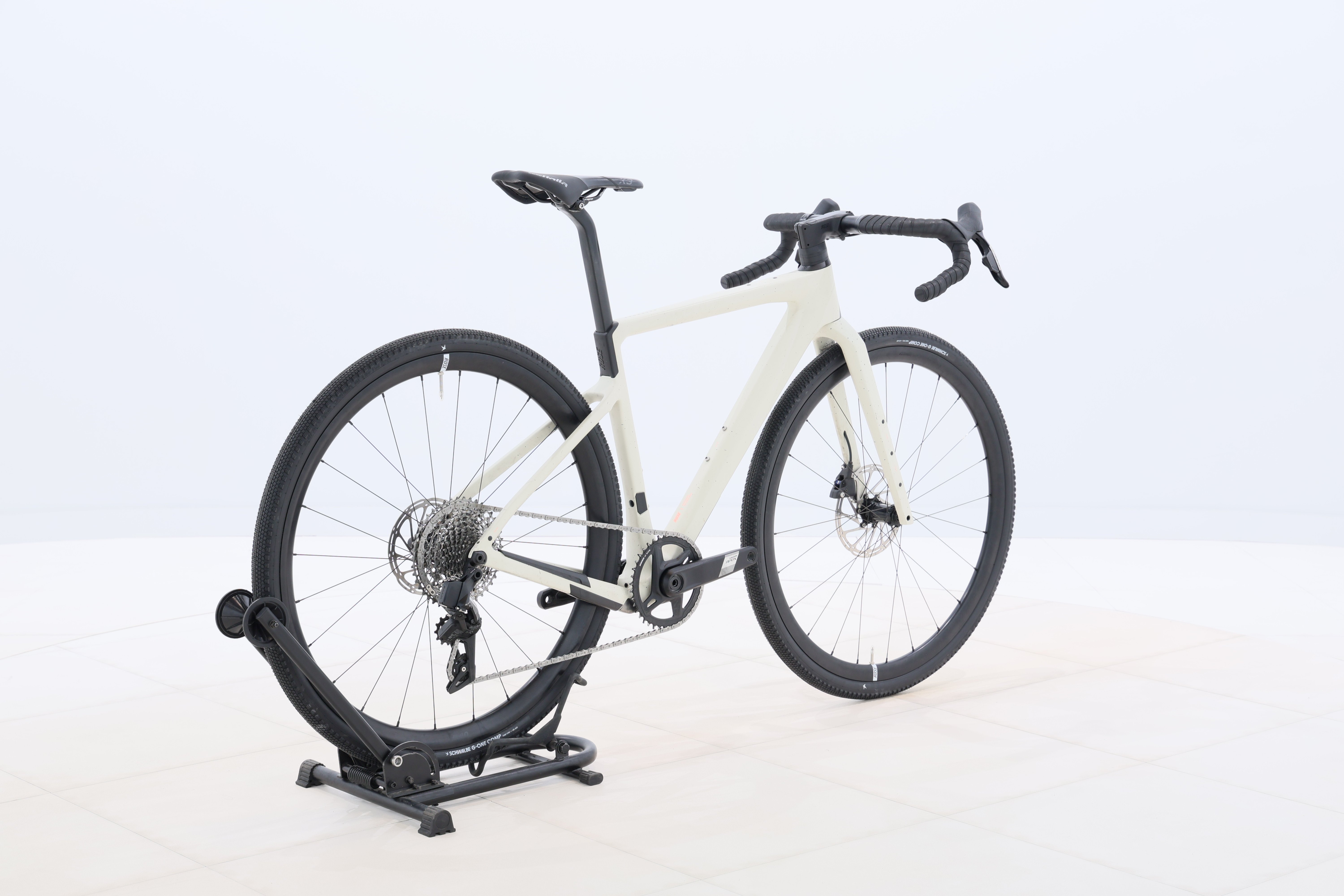 e906fe4d-cdbb-46fb-b360-43923e8cb7fa