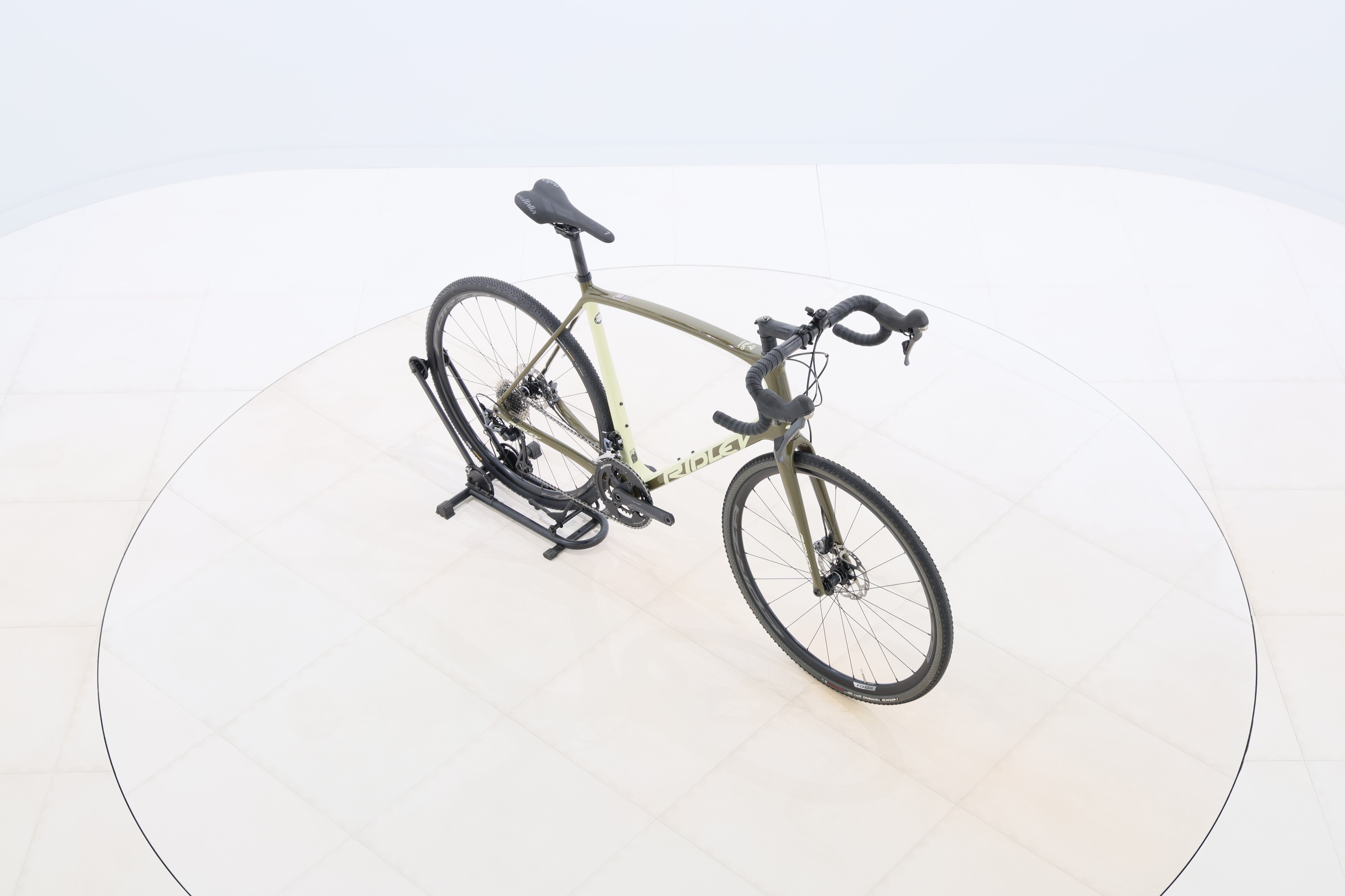 ef1dfa98-44ca-4c84-be19-4a63477d563f